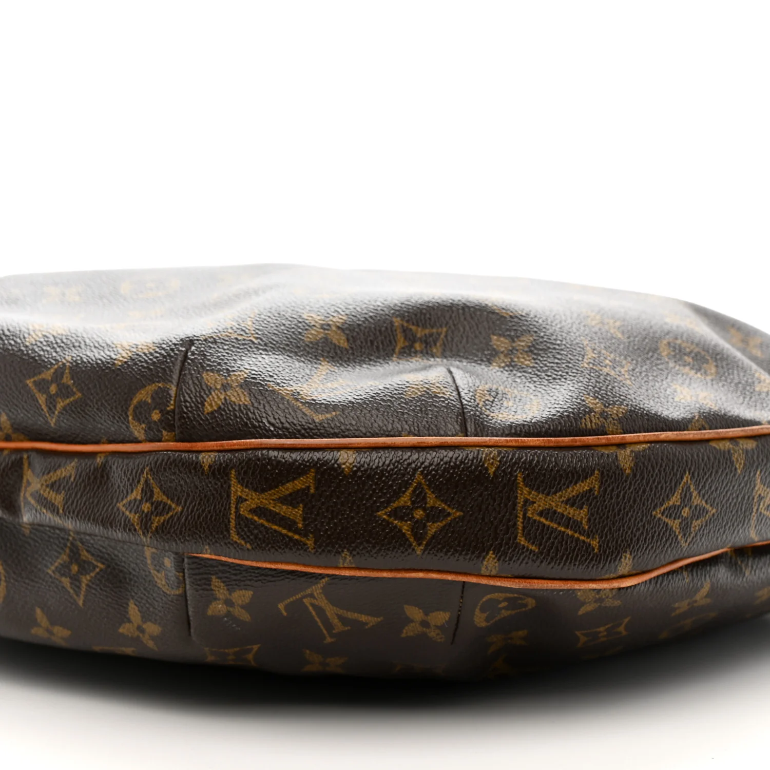 Monogram Croissant GM - Image 10