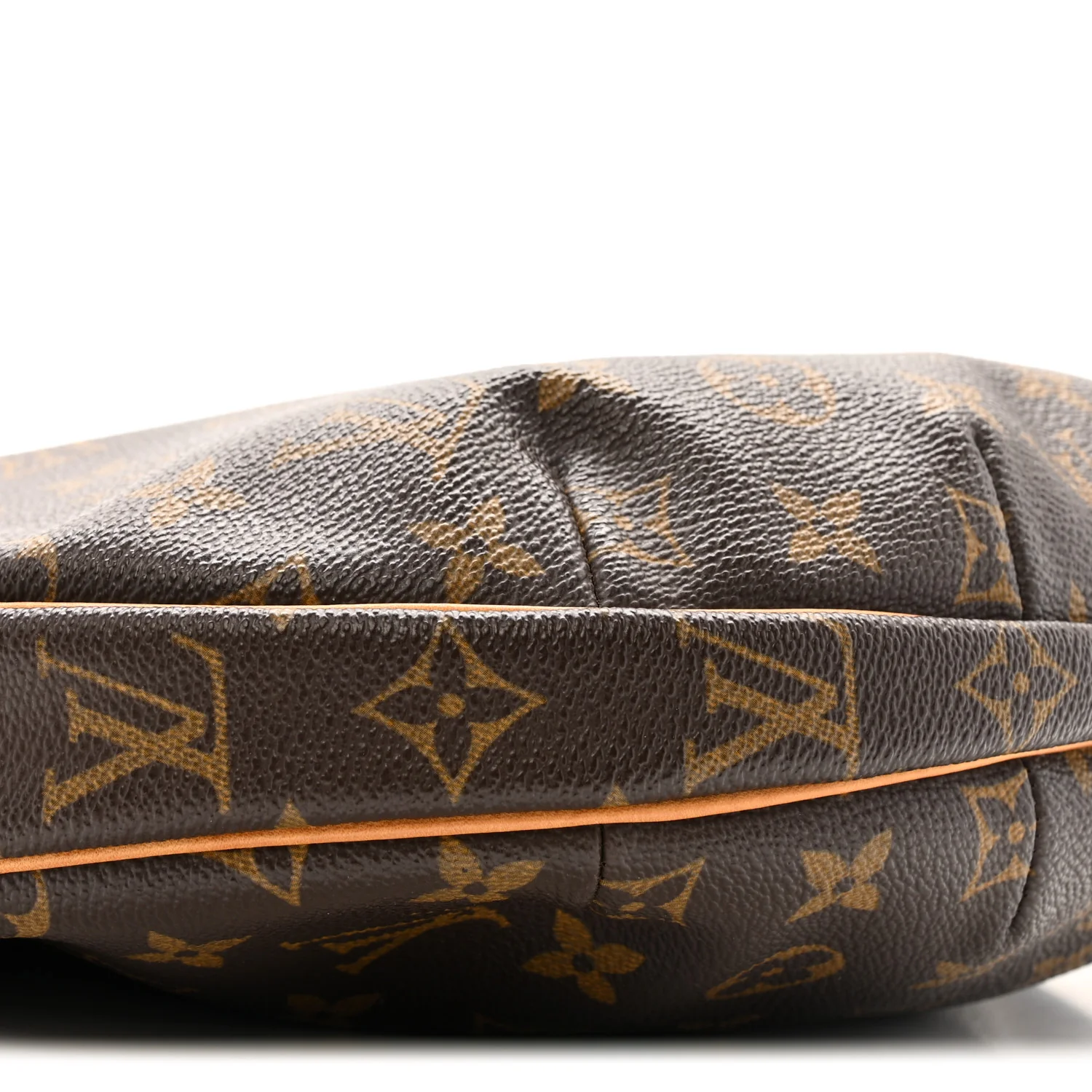 Monogram Croissant MM - Image 8