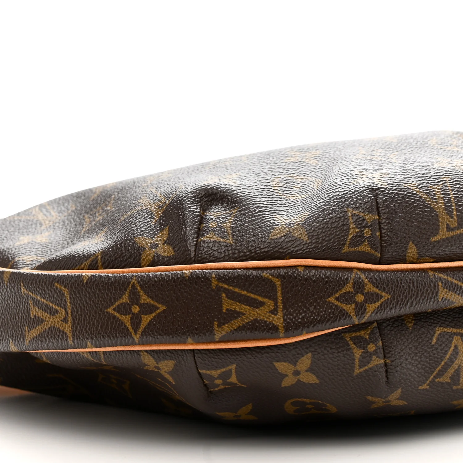 Monogram Croissant MM - Image 8