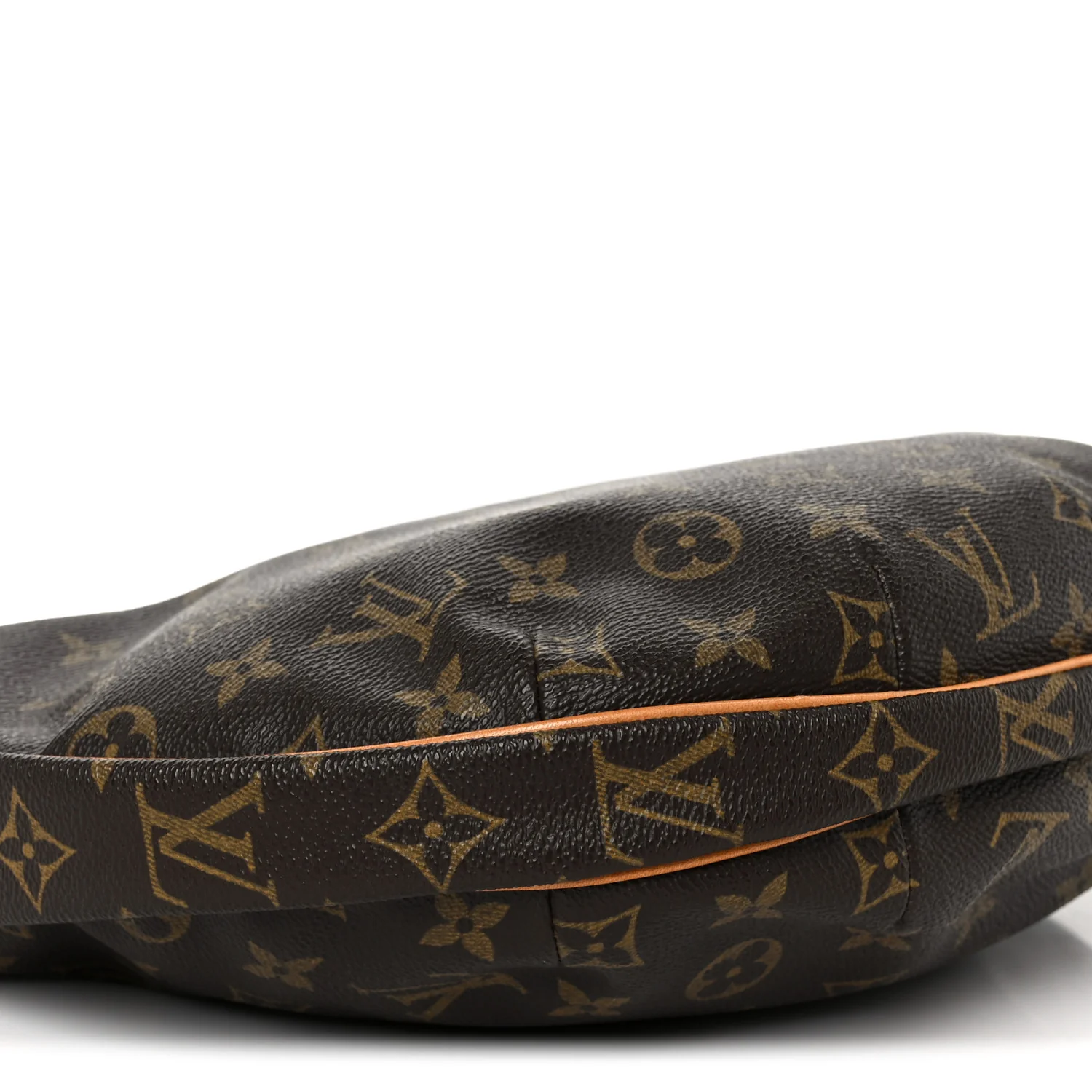 Monogram Croissant MM - Image 9