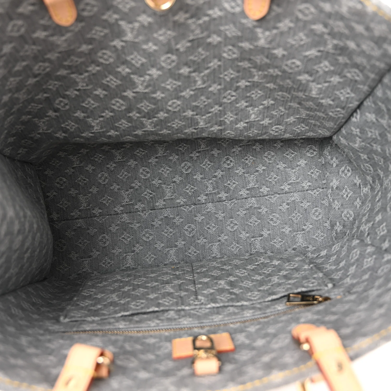 Monogram Denim Onthego MM Washed Grey - Image 5