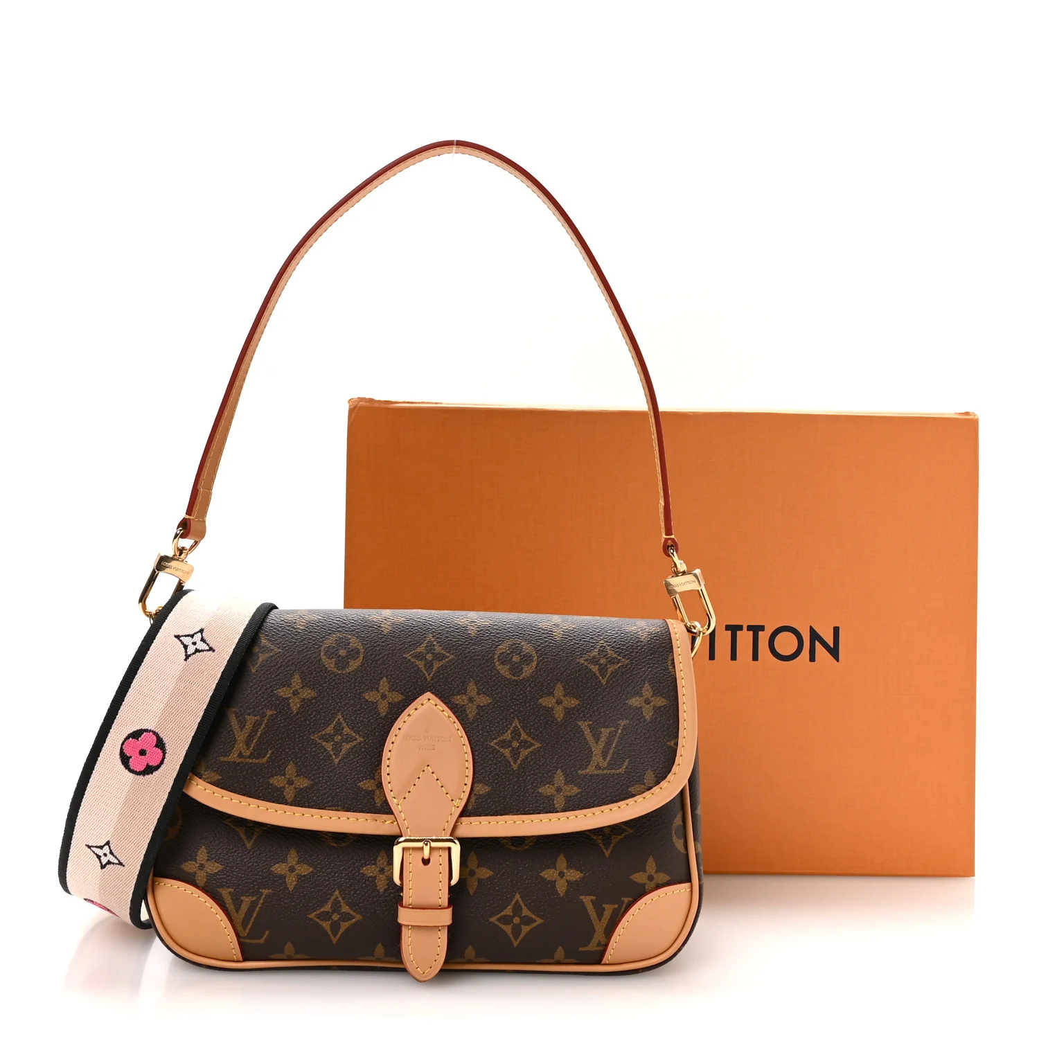Monogram Diane Black - Image 10