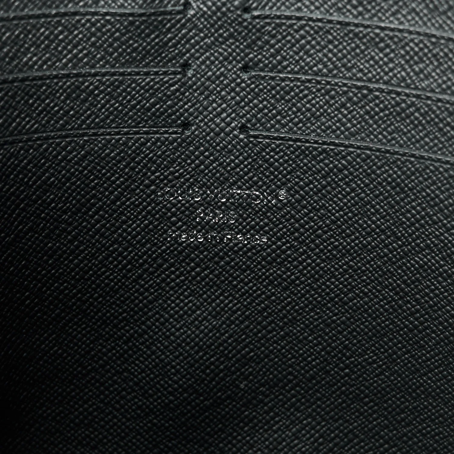 Monogram Eclipse Reverse Pochette Voyage MM - Image 6