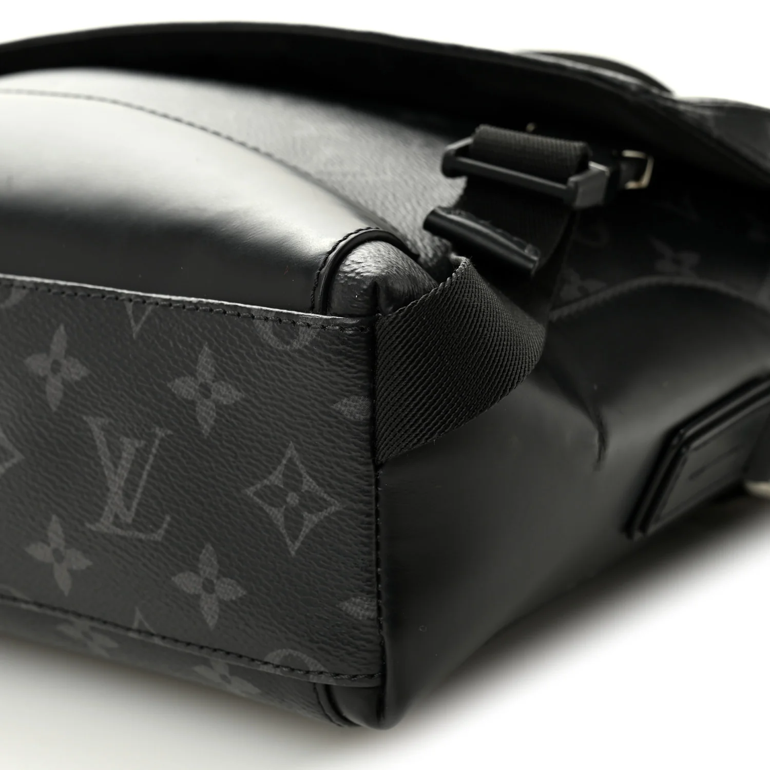 Monogram Eclipse Voyager PM Messenger - Image 9