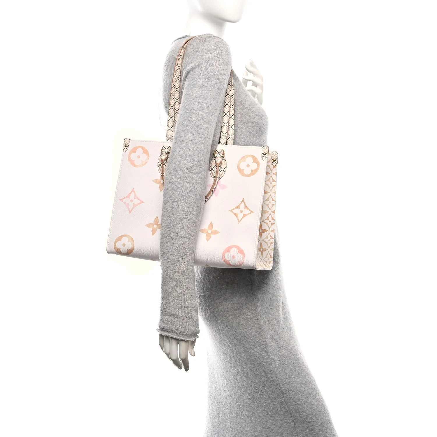 Monogram Giant By The Pool 2.0 Onthego MM Beige - Image 2