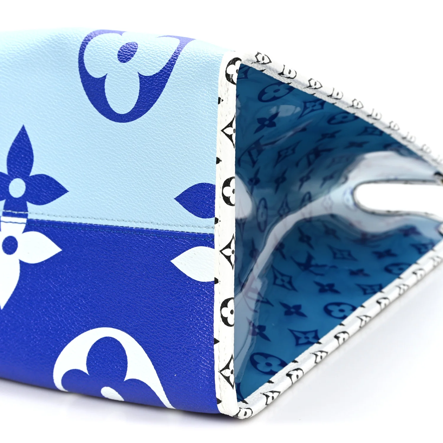 Monogram Giant Saint Barth Onthego Blue - Image 9