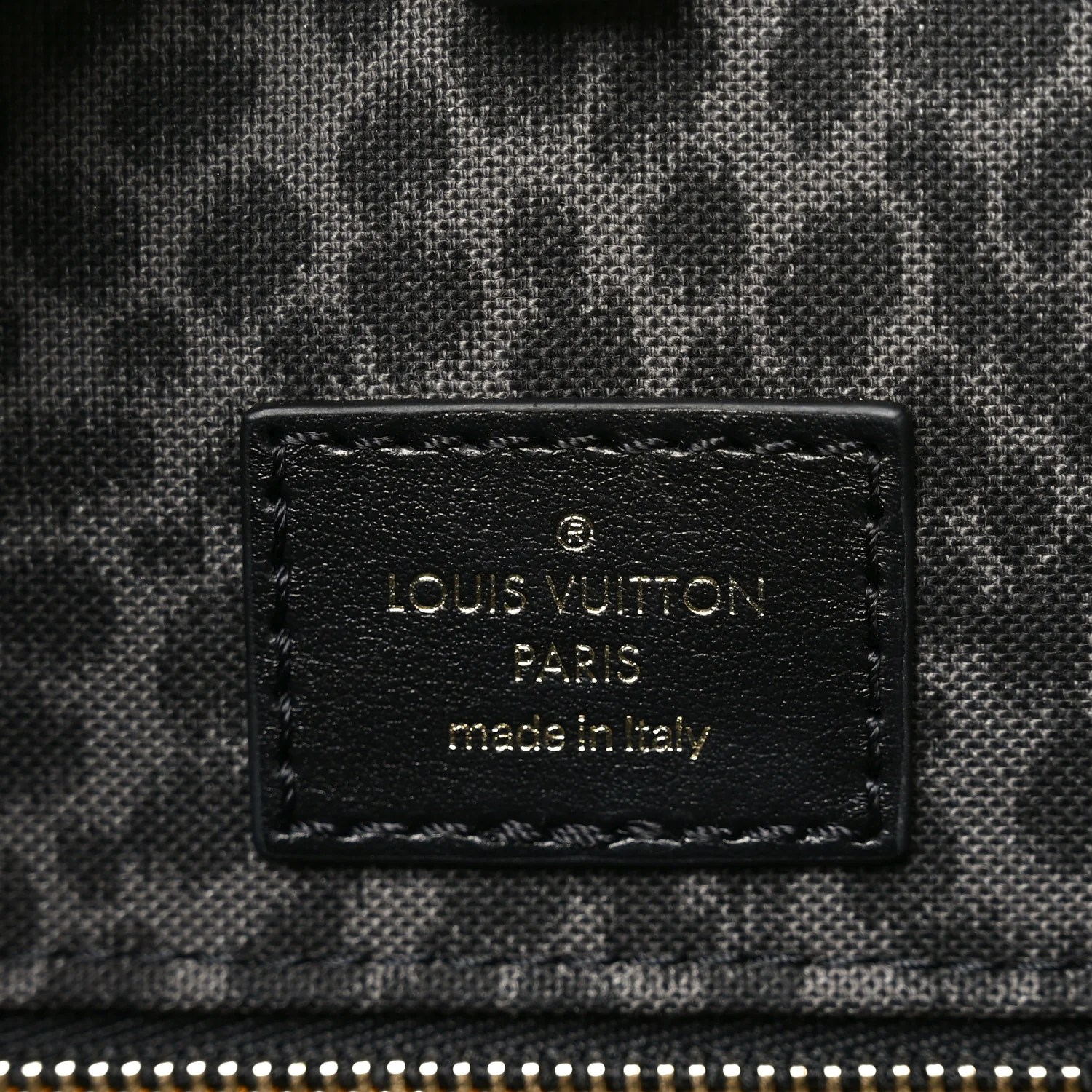 Monogram Giant Wild At Heart Onthego GM Black - Image 6