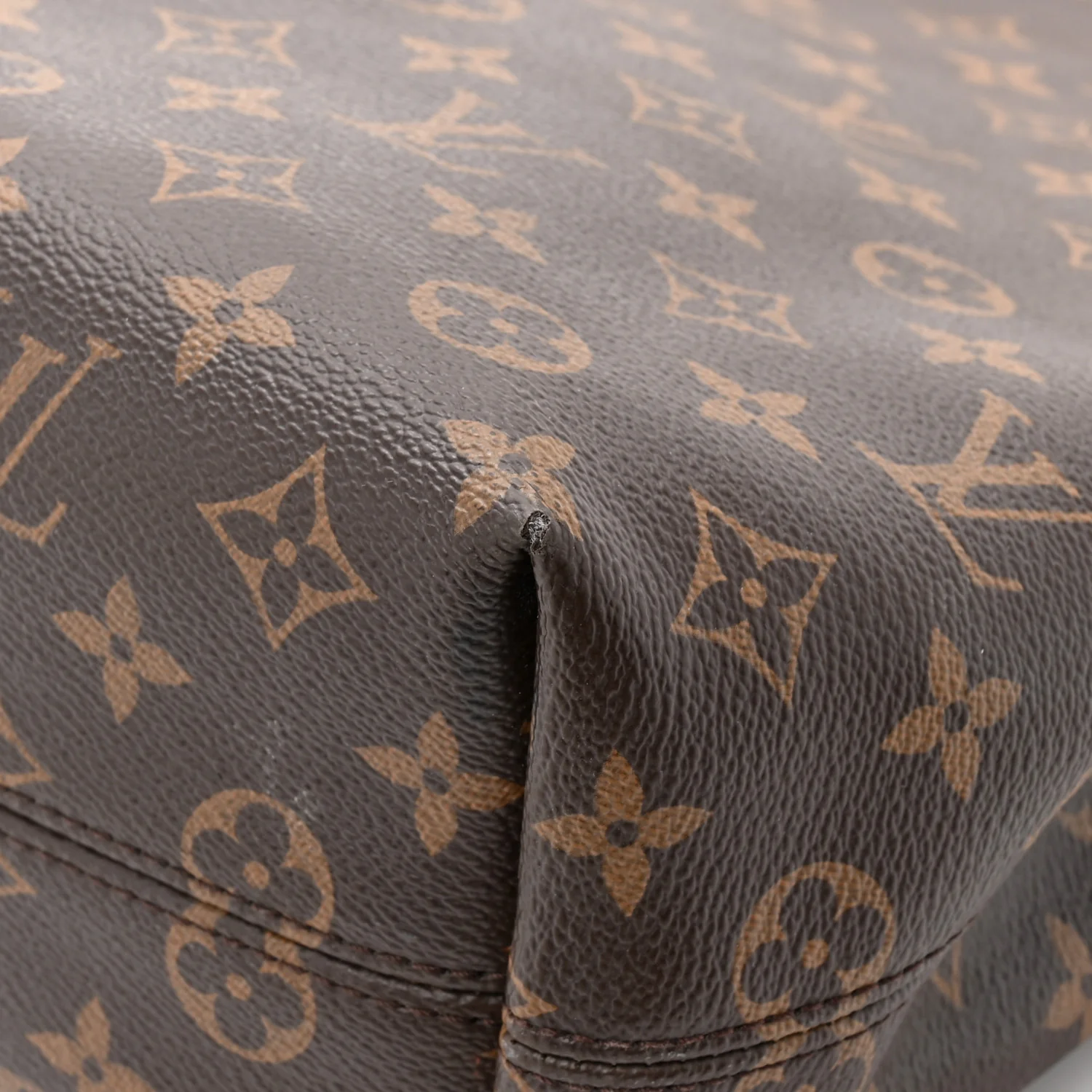 Monogram Graceful PM - Image 19