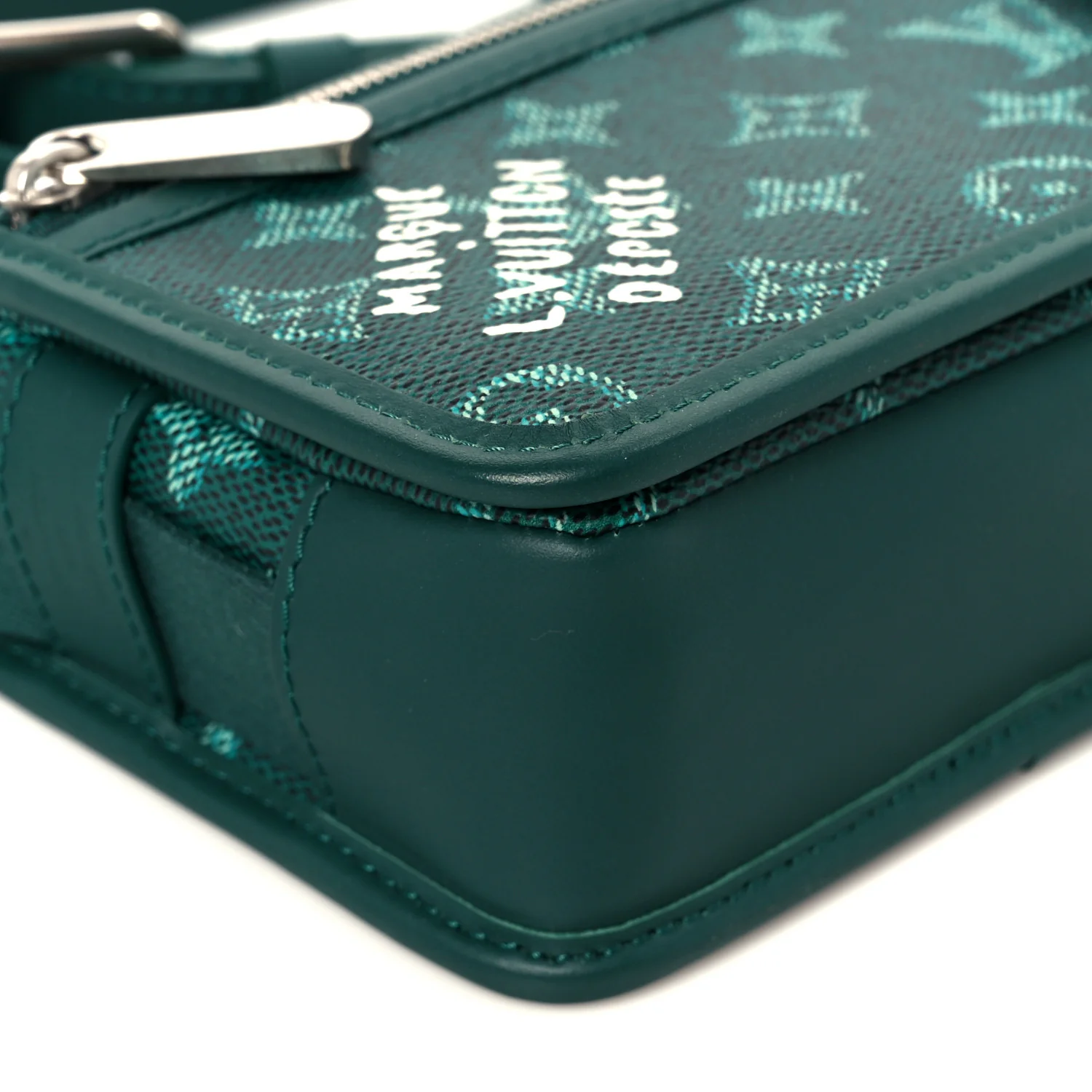 Monogram Heritage Bosphore Wearable Wallet Green - Image 10