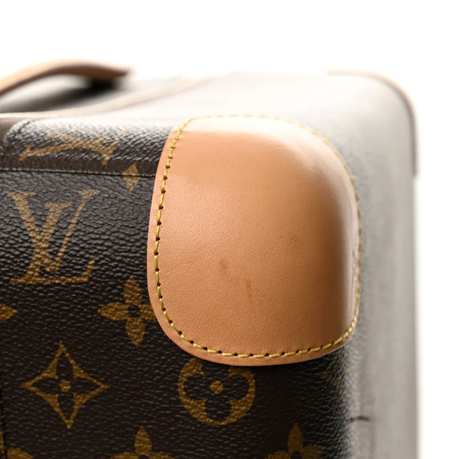 Monogram Horizon 55 - Image 12