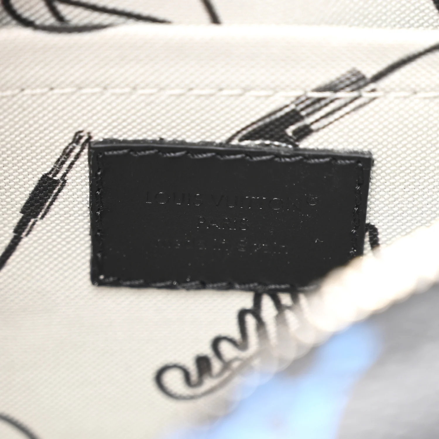 Monogram Iridescent Trocadero Wearable Wallet Black - Image 6