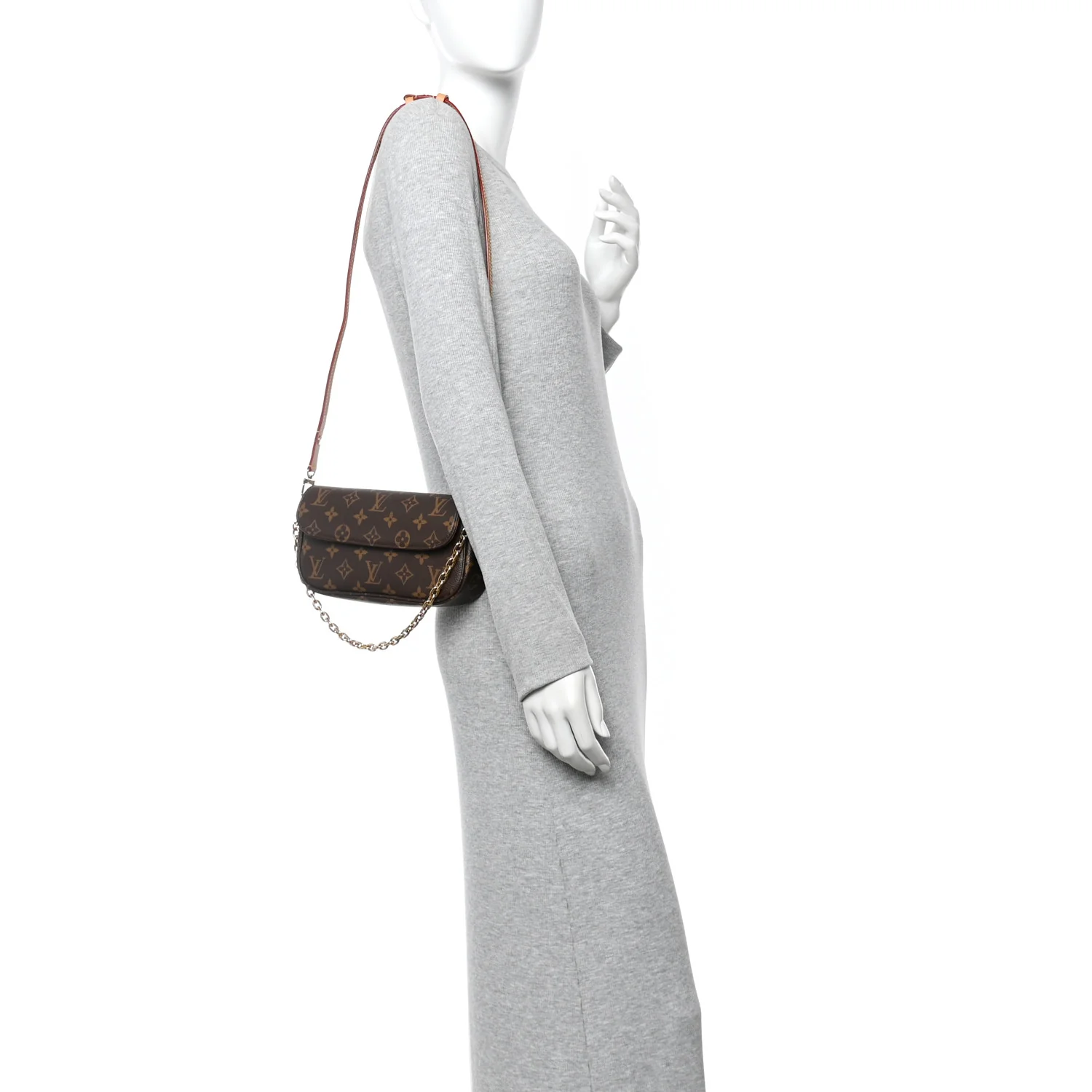 Monogram Ivy Wallet On Chain - Image 2