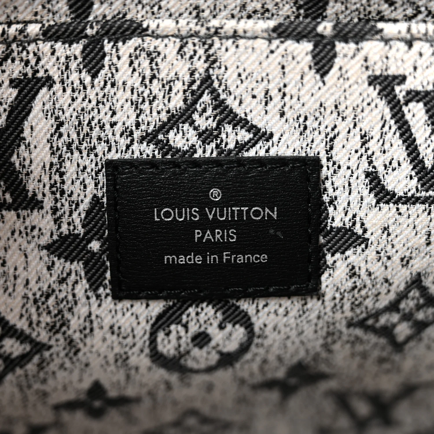Monogram Jacquard Denim Onthego MM Black - Image 6