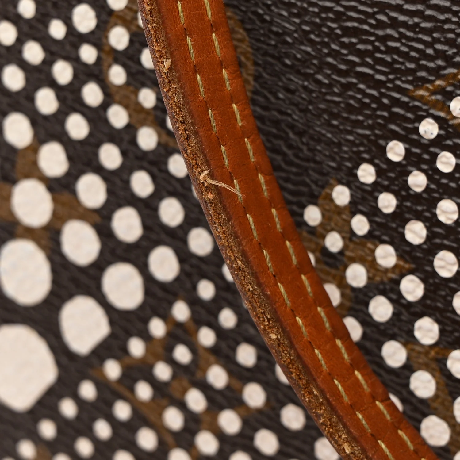 Monogram Kusama Waves Neverfull MM White - Image 25