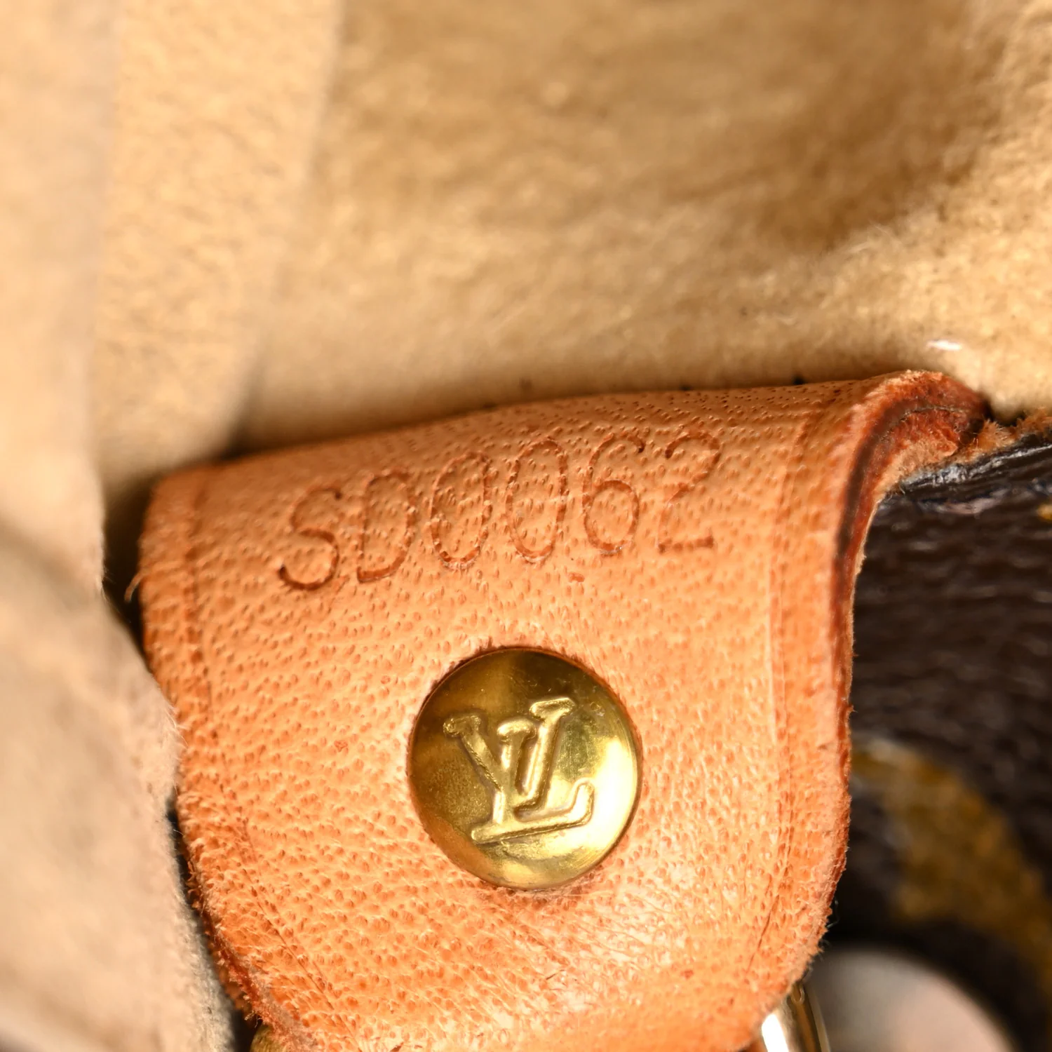 Monogram Looping GM - Image 7