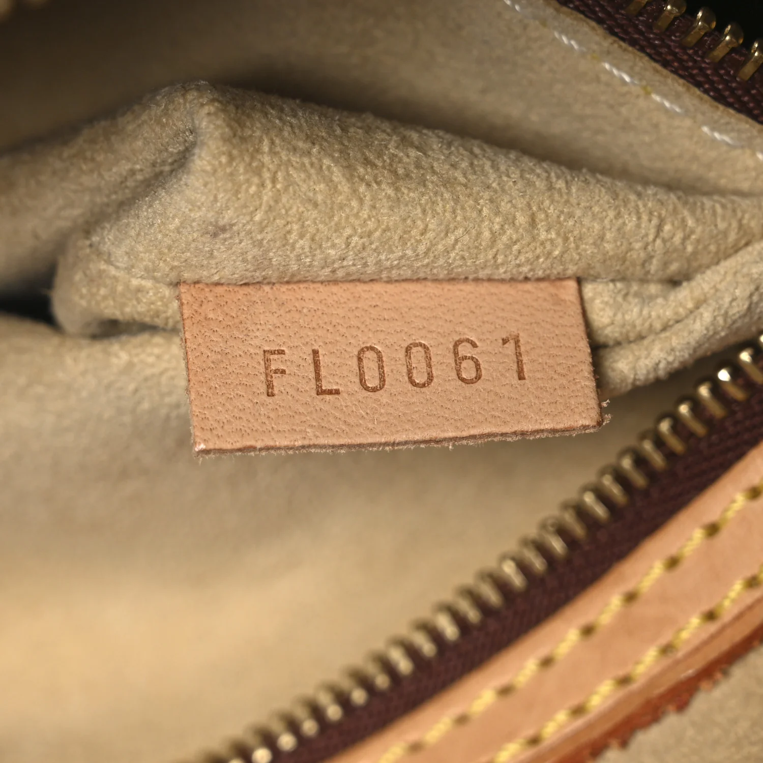 Monogram Looping MM - Image 7