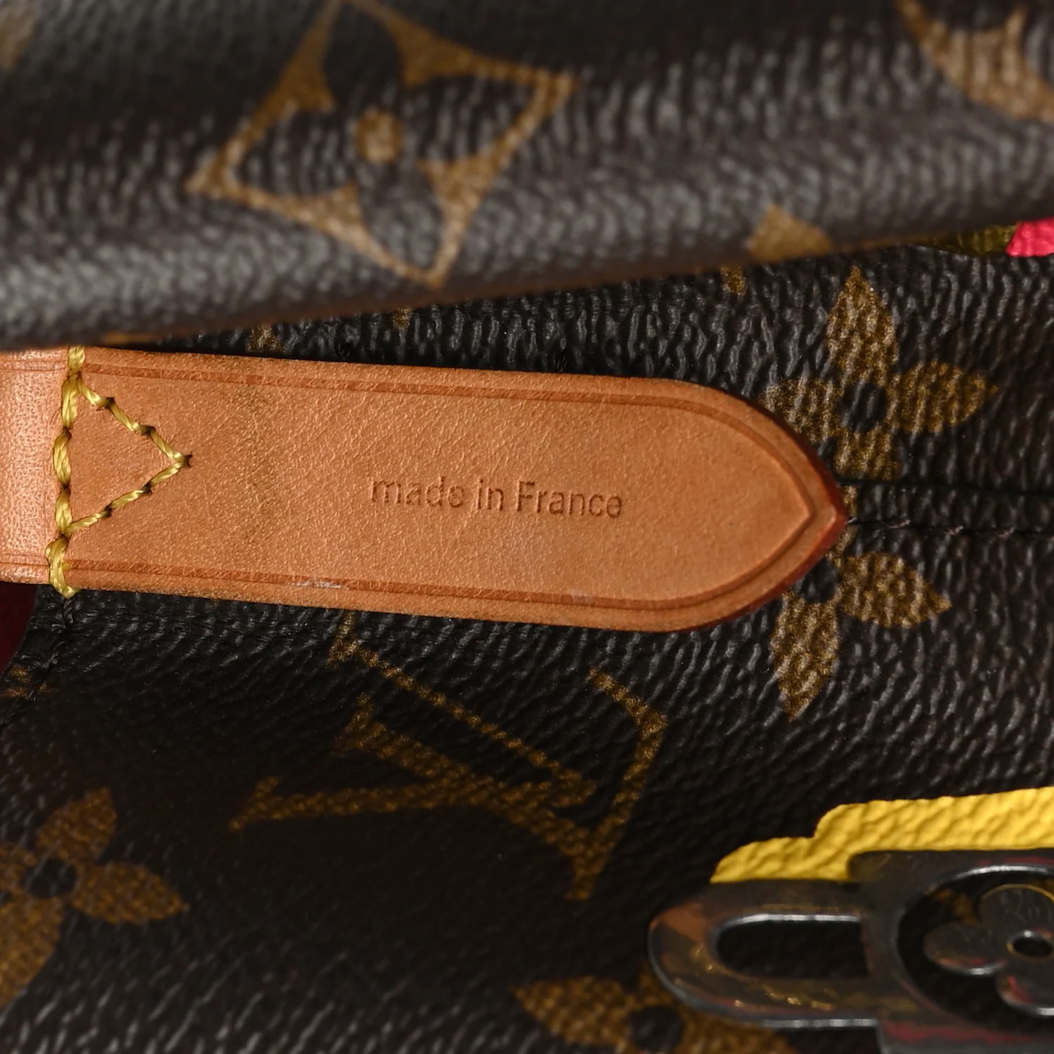 Monogram Love Lock Neonoe - Image 7