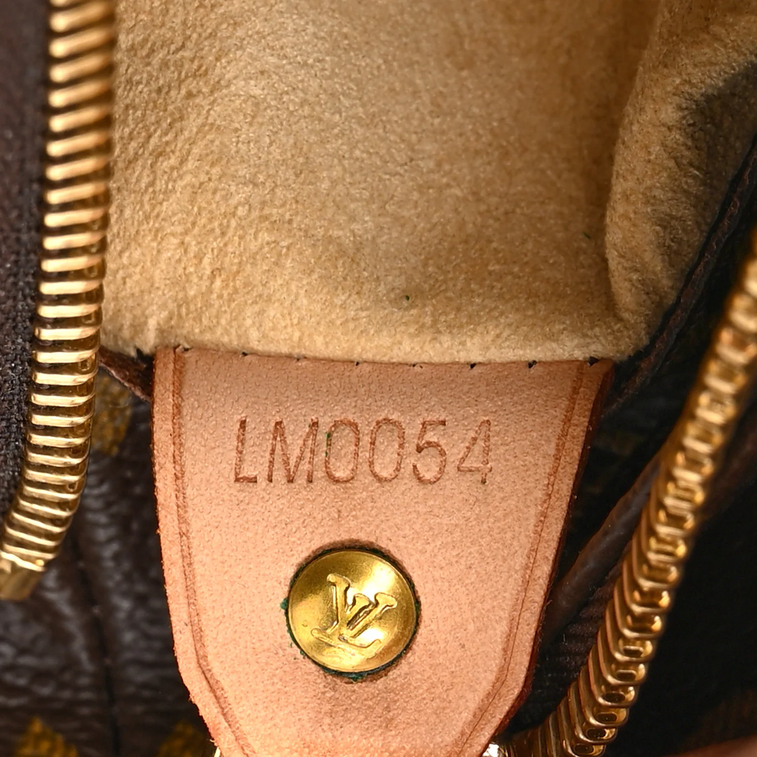 Monogram Luco - Image 7