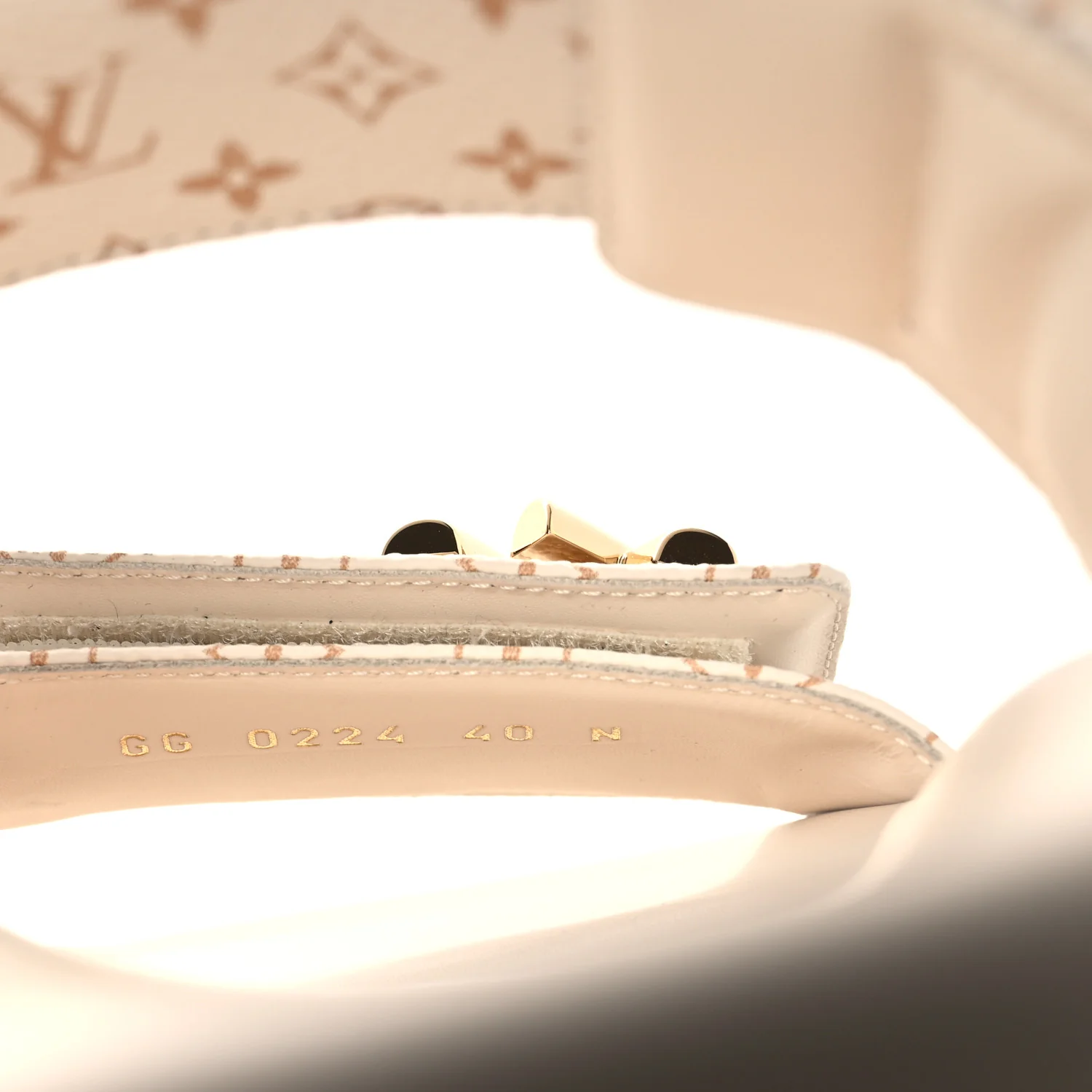Monogram LV Sunset Comfort Flat Sandals 40 Dune Beige - Image 10