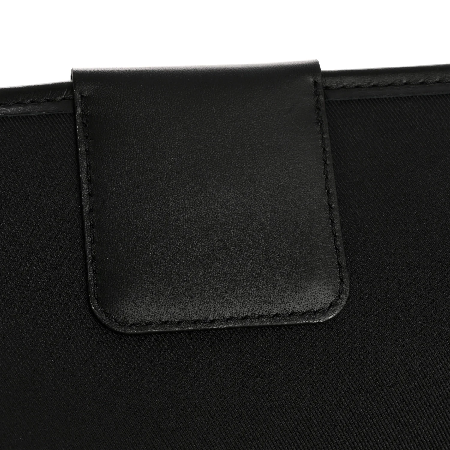 Monogram Macassar Archy Messenger GM - Image 10