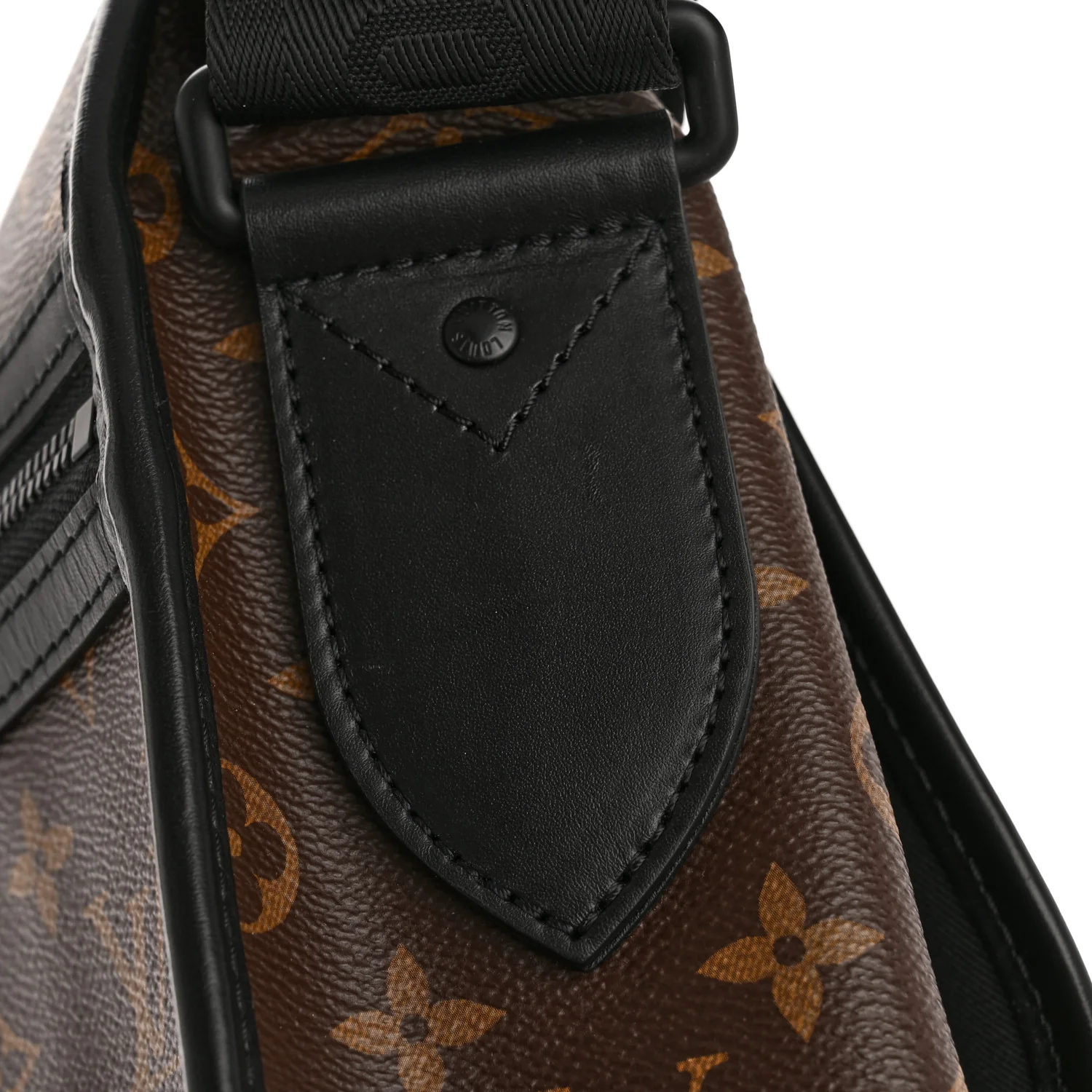 Monogram Macassar Archy Messenger GM - Image 12