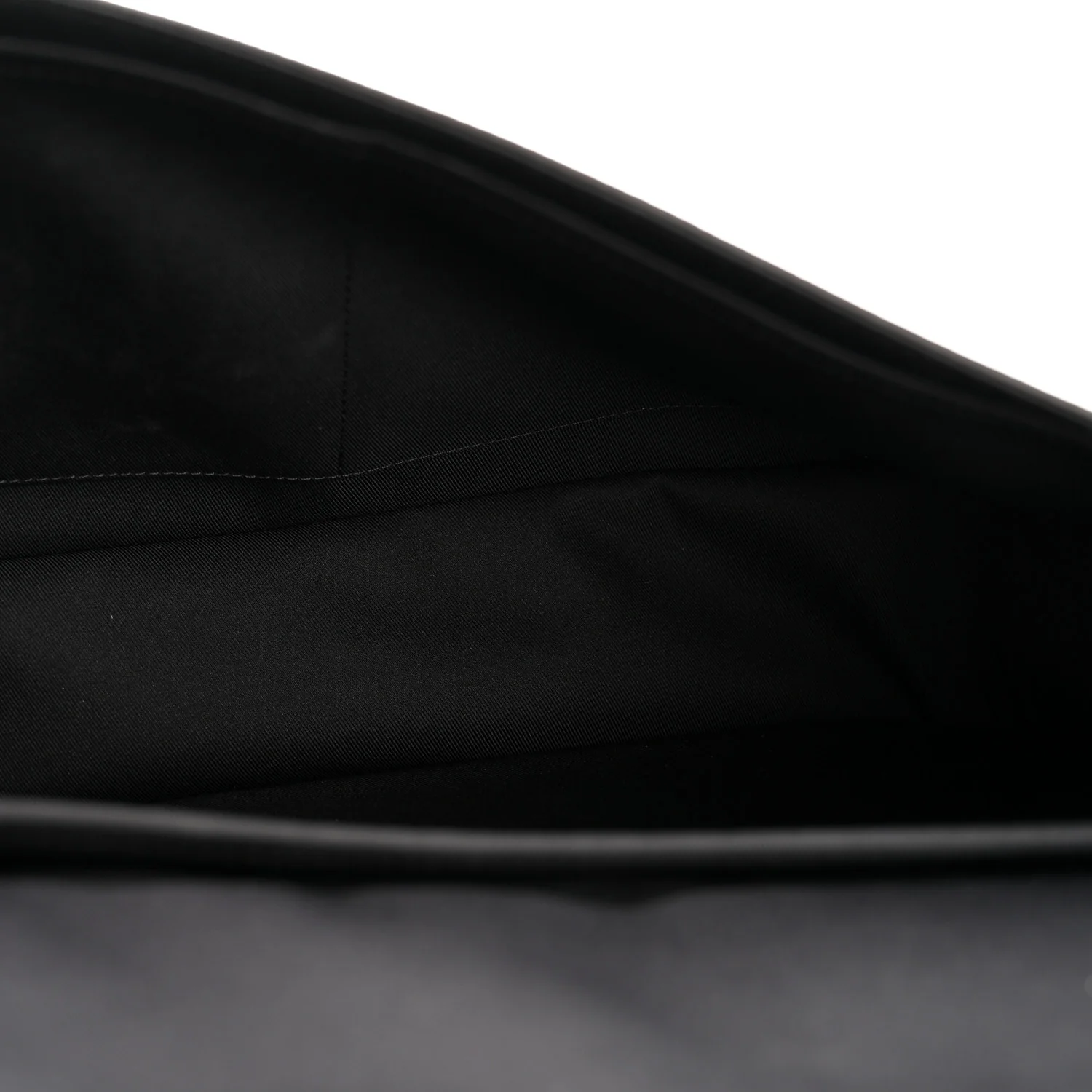 Monogram Macassar Archy Messenger GM - Image 5