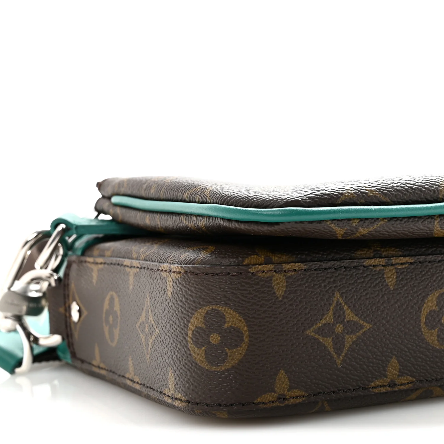 Monogram Macassar Trio Messenger Borneo Green - Image 8