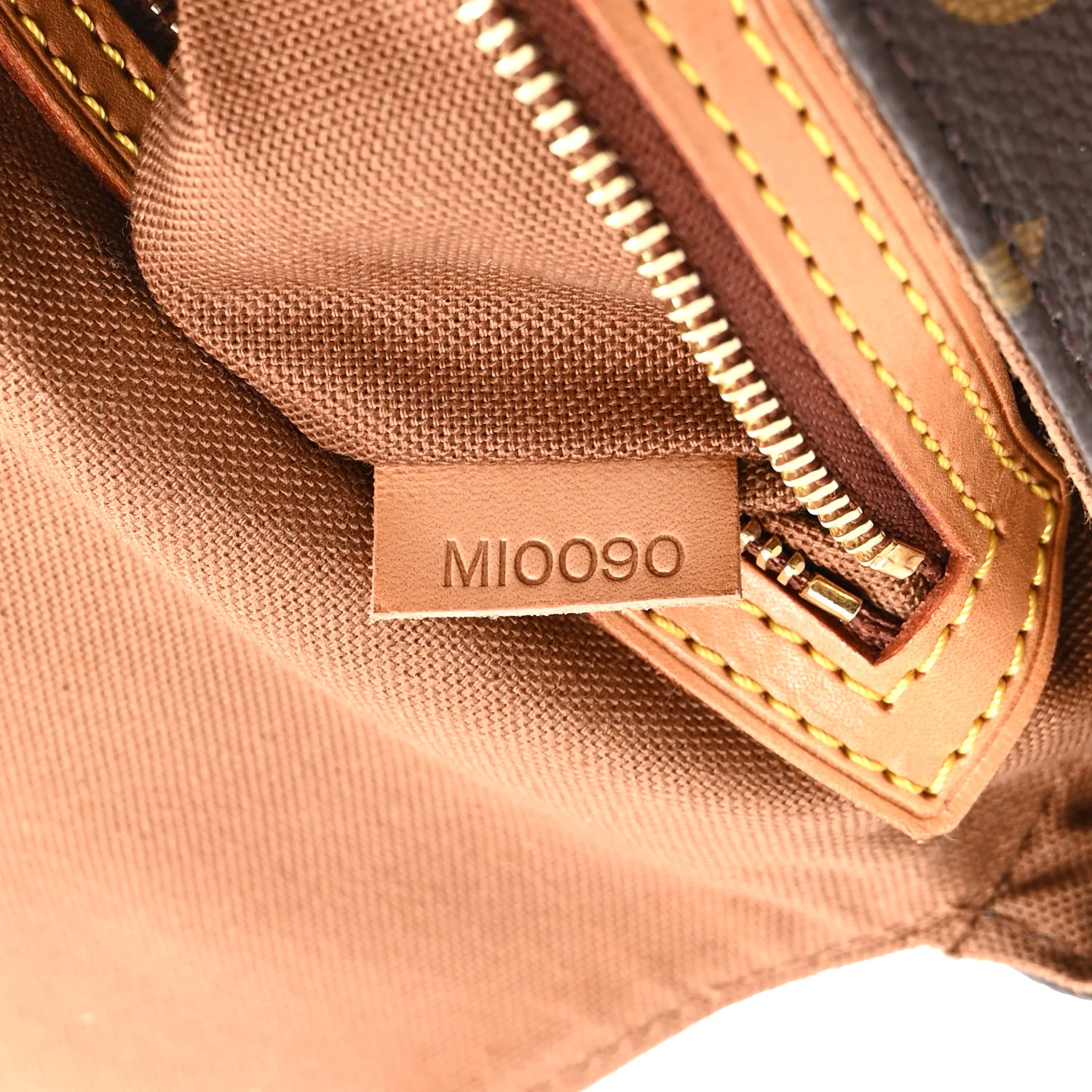Monogram Mini Looping - Image 7
