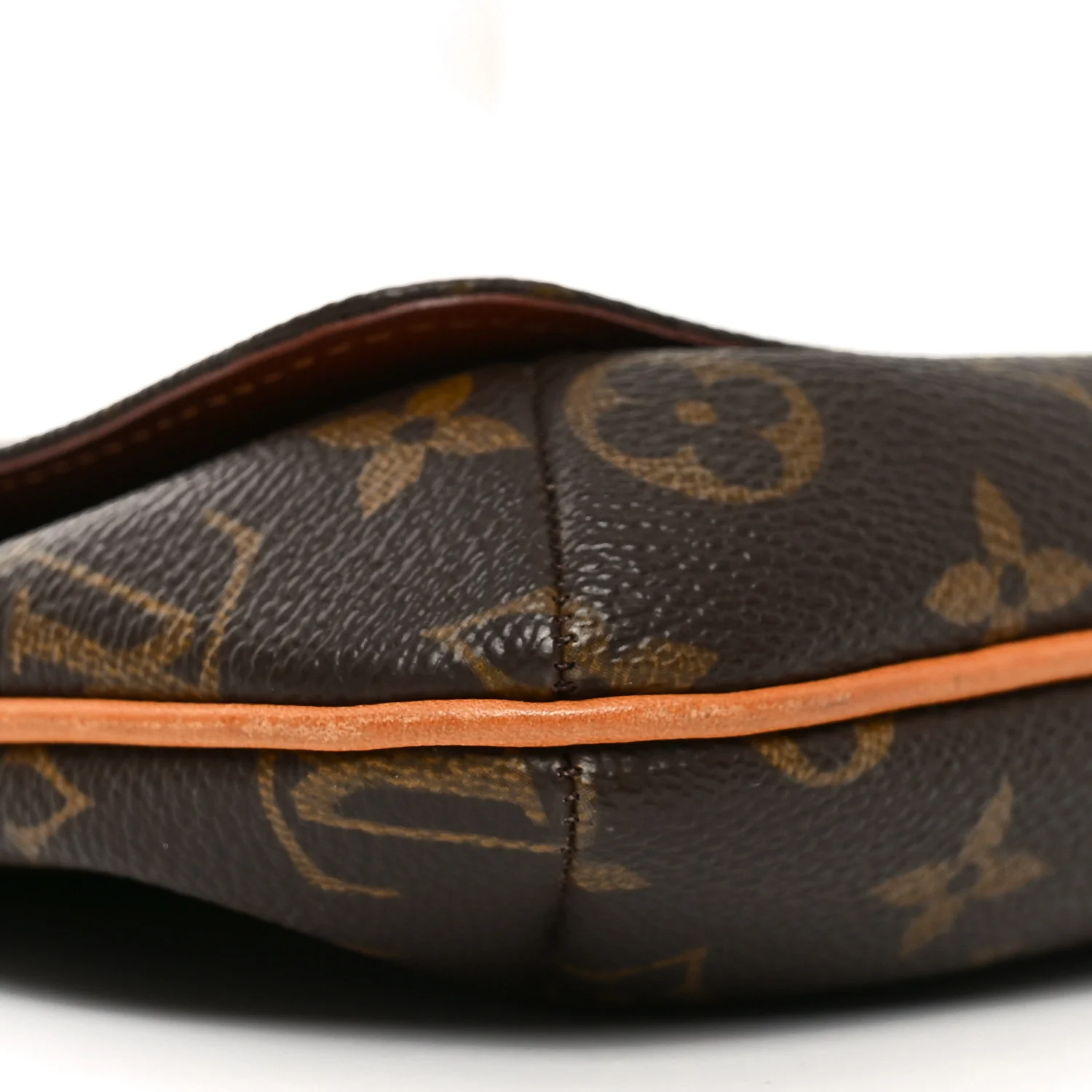 Monogram Musette Salsa - Image 8