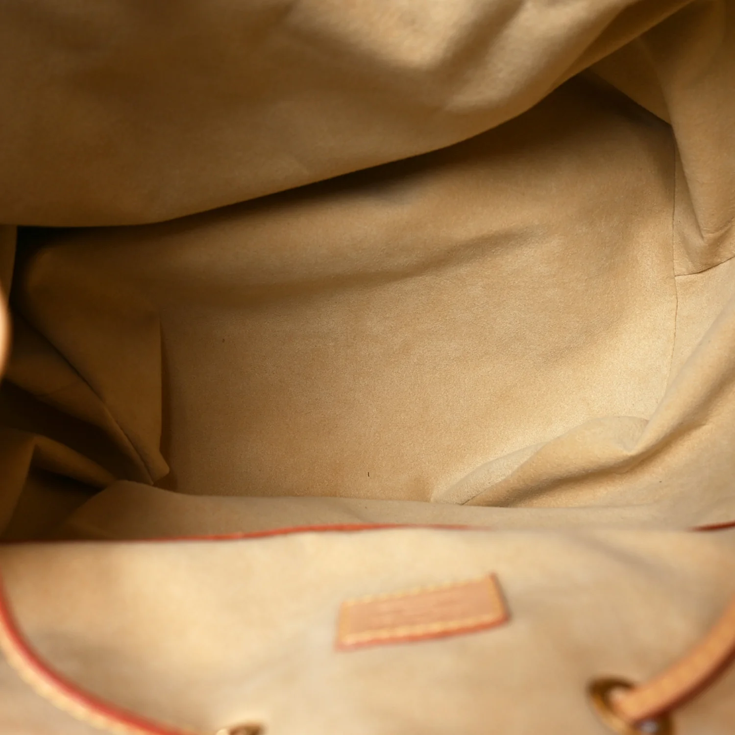 Monogram Neo - Image 5