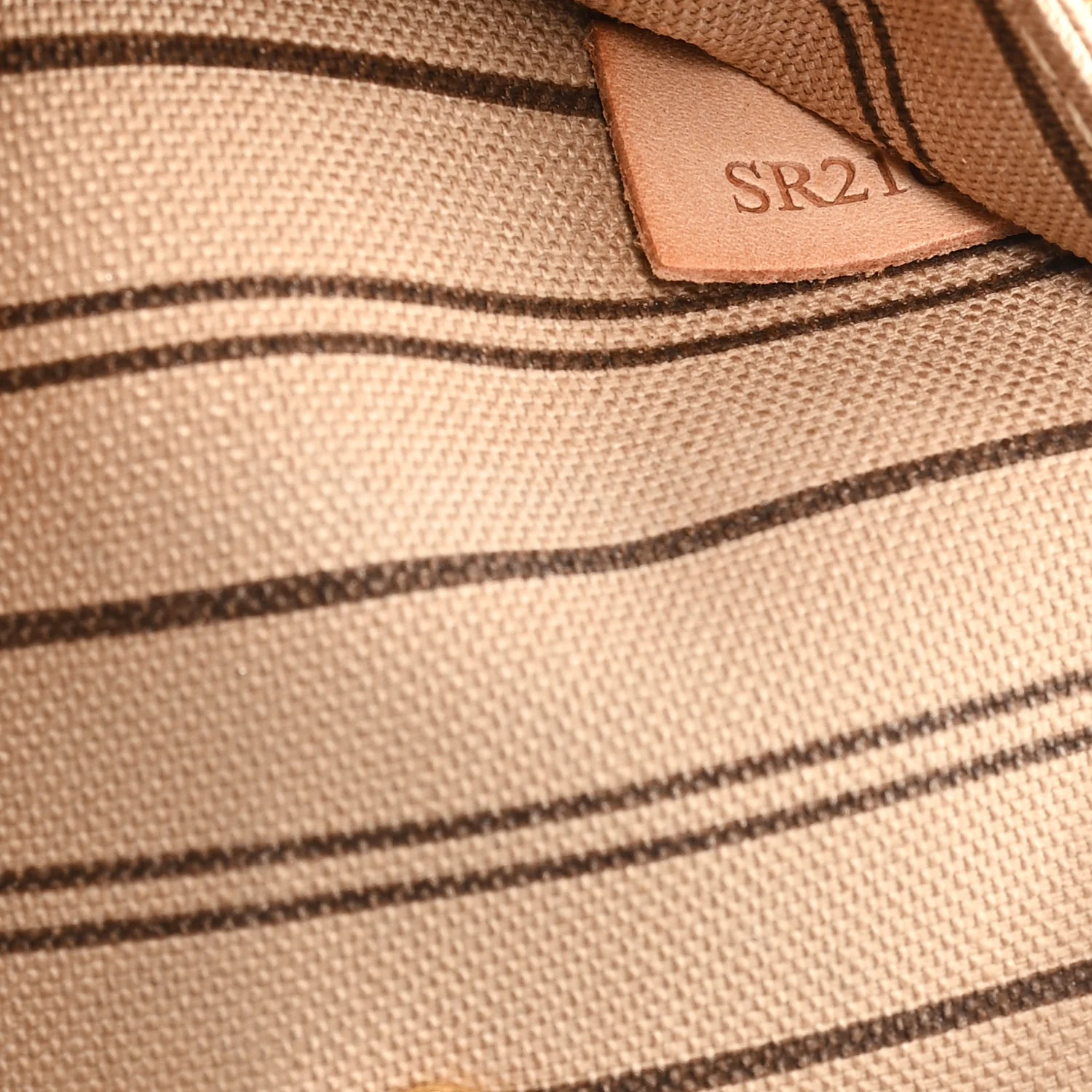 Monogram Neo Neverfull MM - Image 8