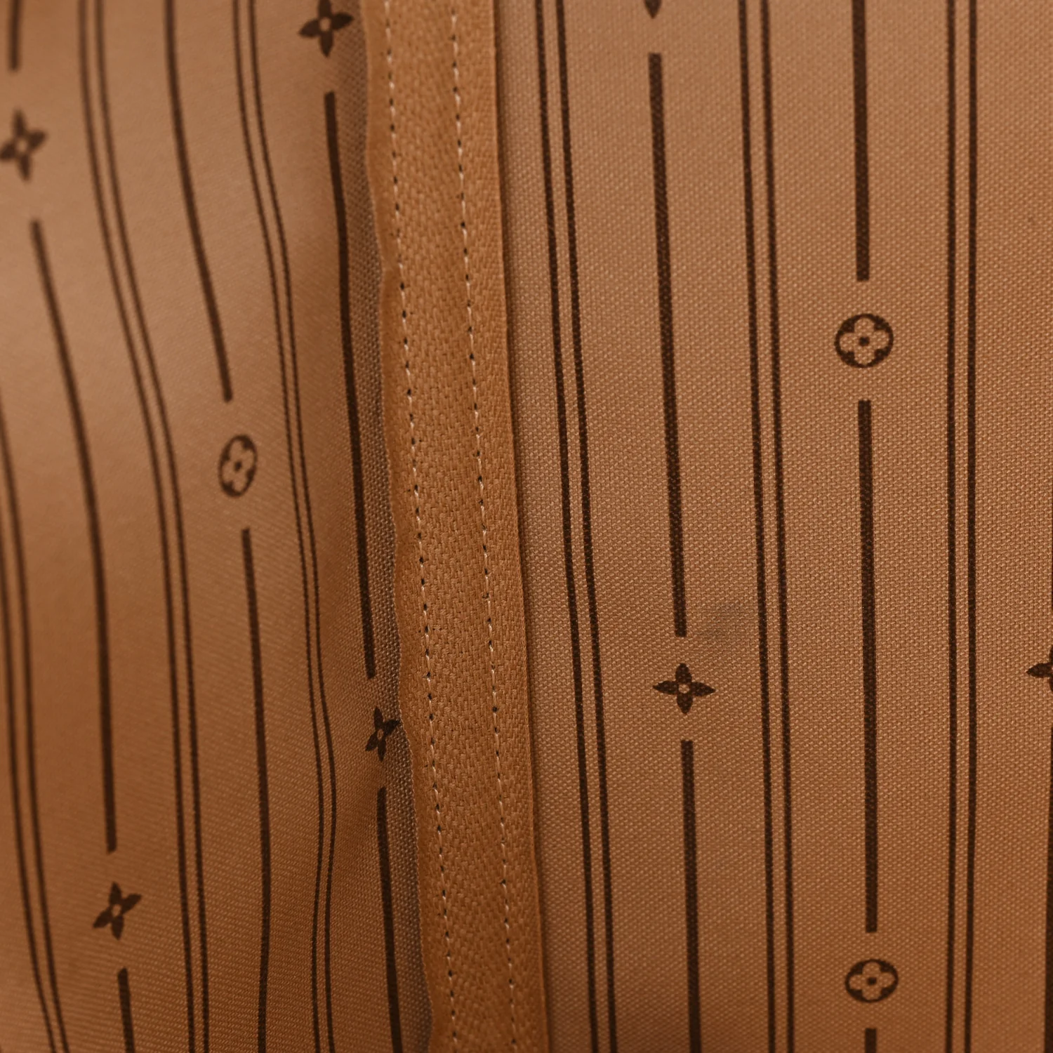 Monogram Neverfull GM - Image 11