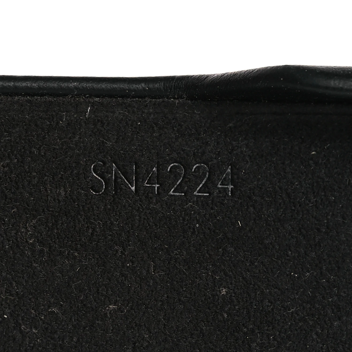 Monogram Pallas iPhone 16 Pro Max Bumper - Image 7