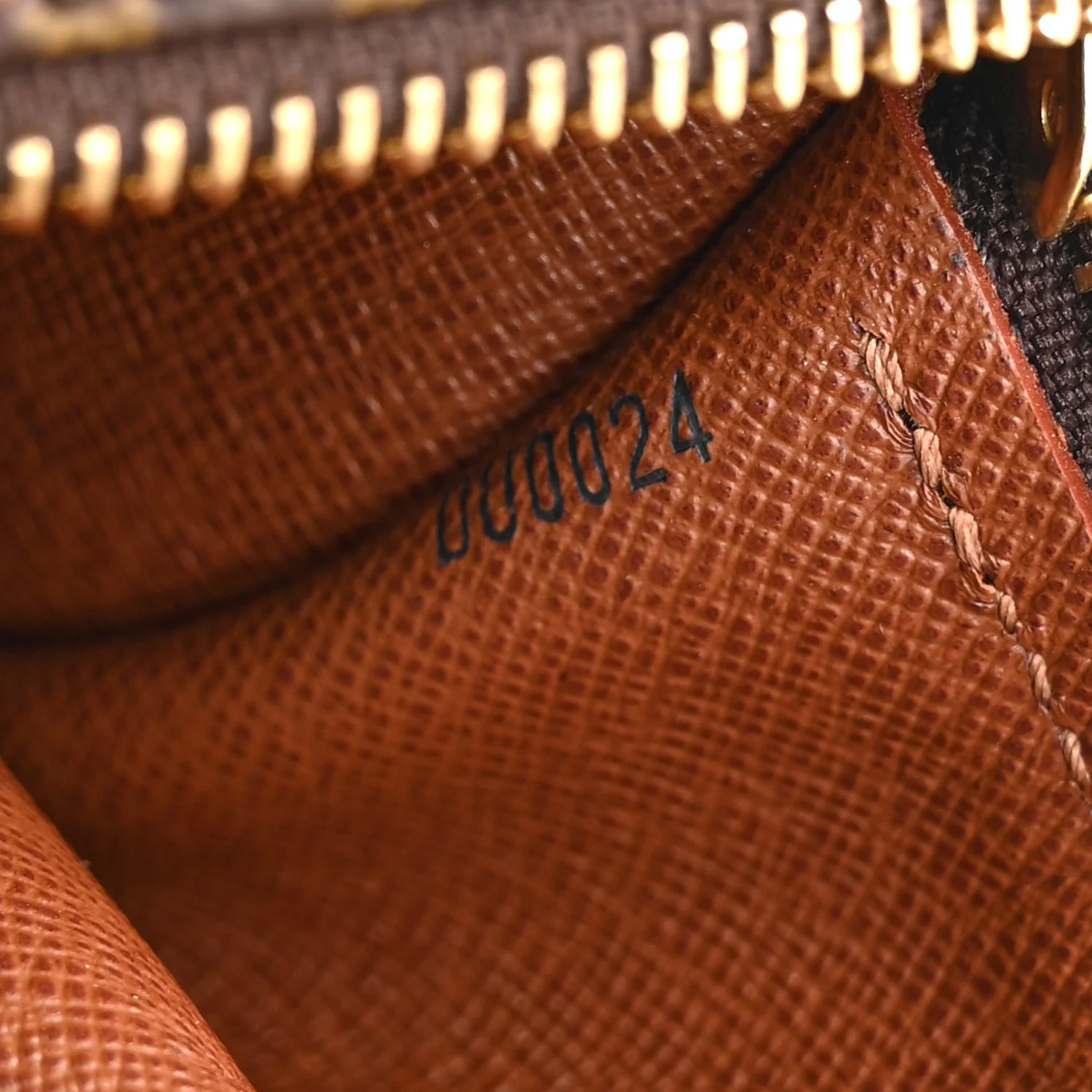 Monogram Papillon 26 - Image 7