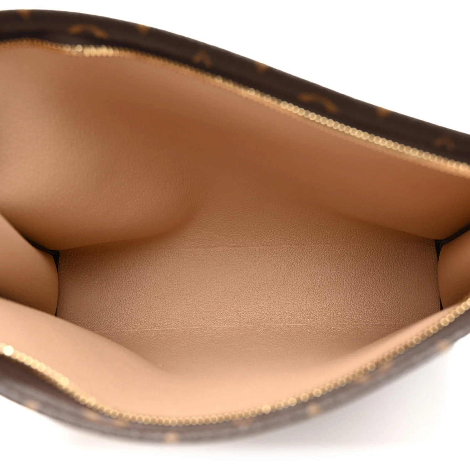Monogram Poche Toilette 26 - Image 5