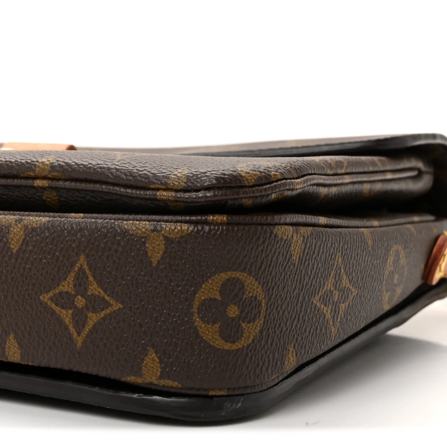Monogram Pochette Metis - Image 17