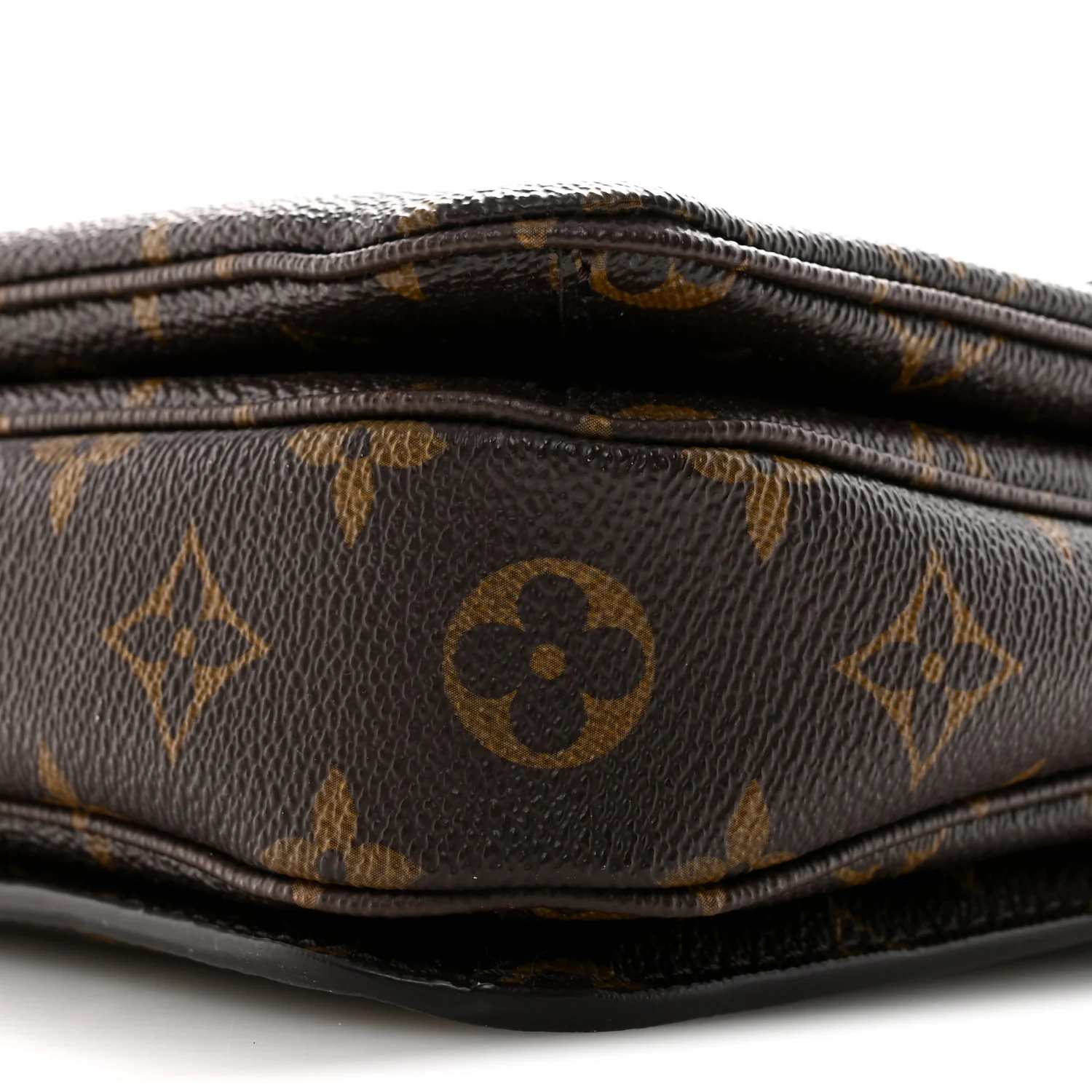 Monogram Pochette Metis - Image 10