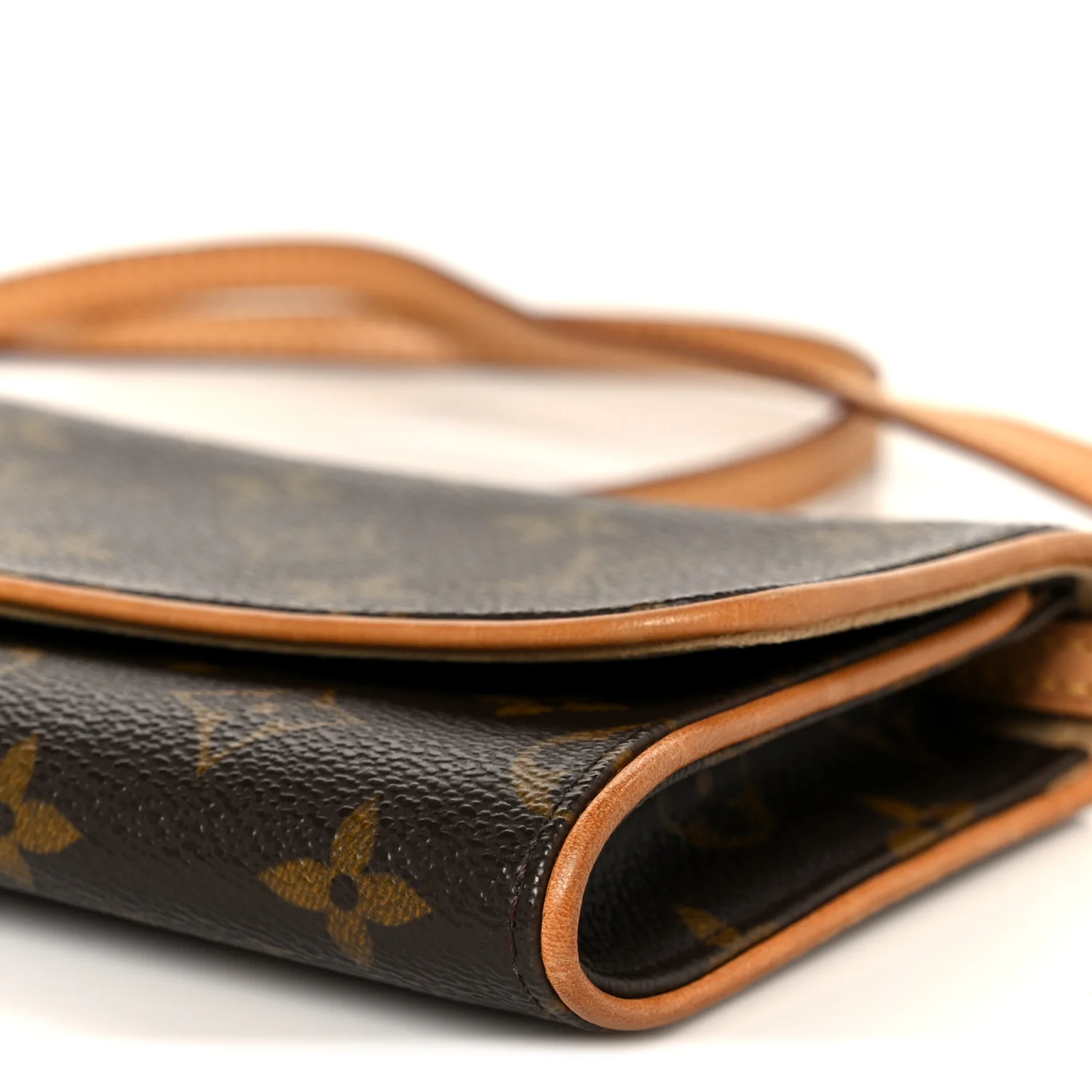 Monogram Pochette Twin GM - Image 10