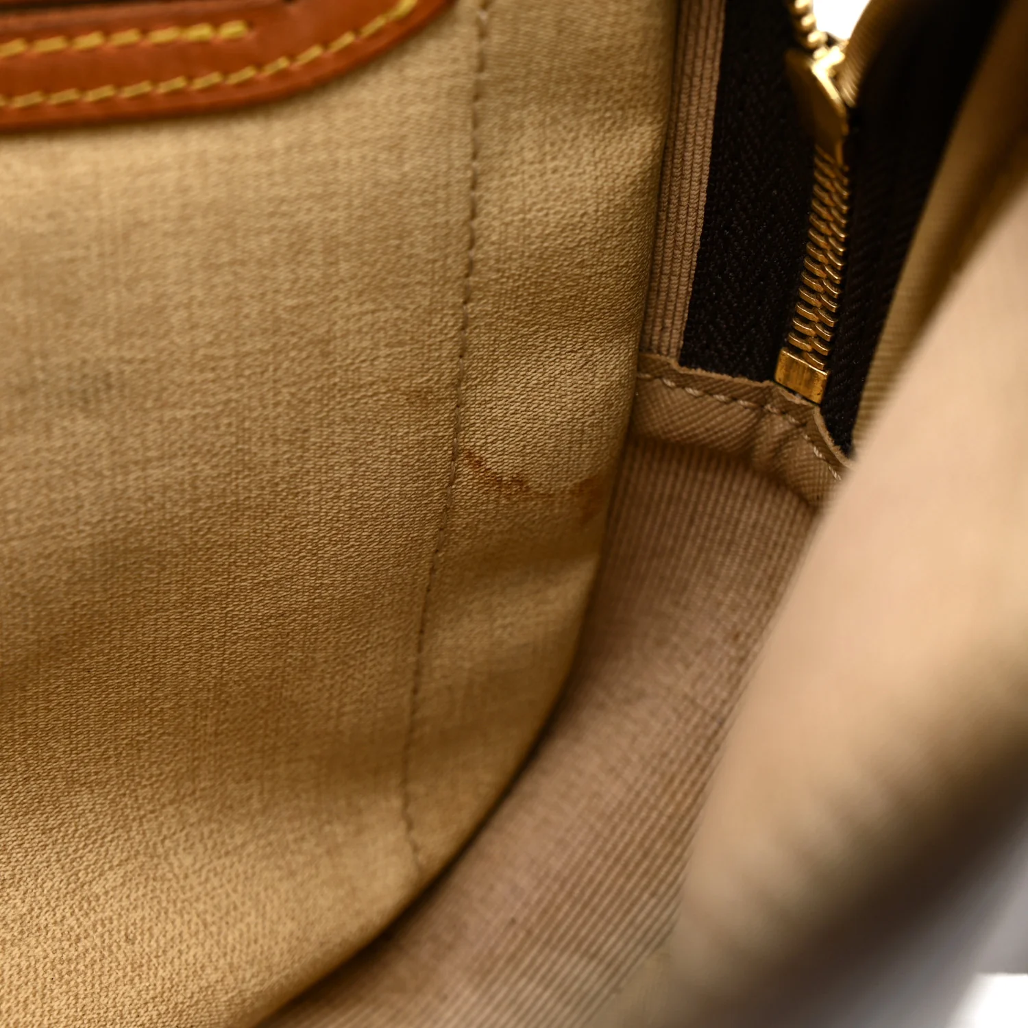 Monogram Reporter PM - Image 15