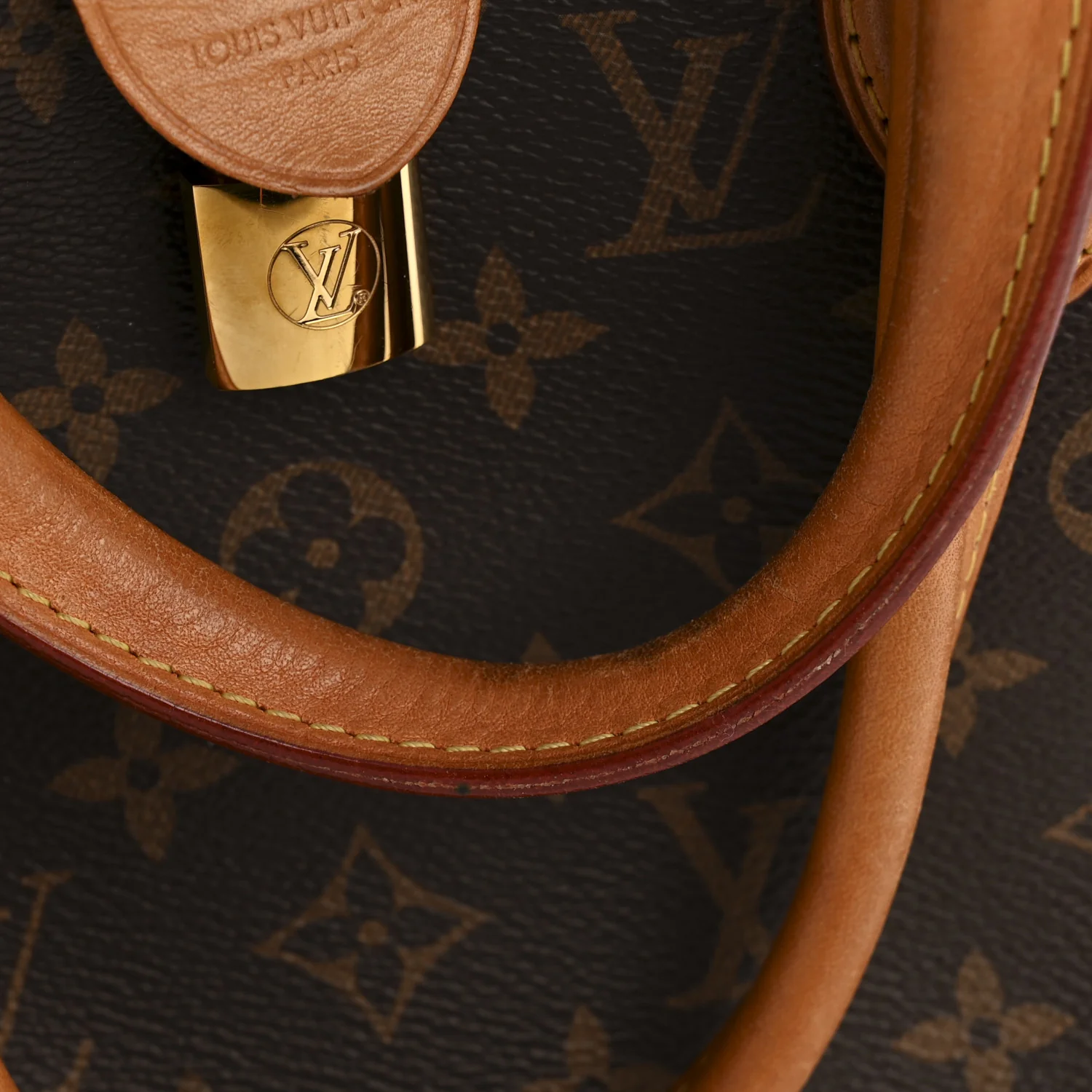 Monogram Rivoli MM - Image 13