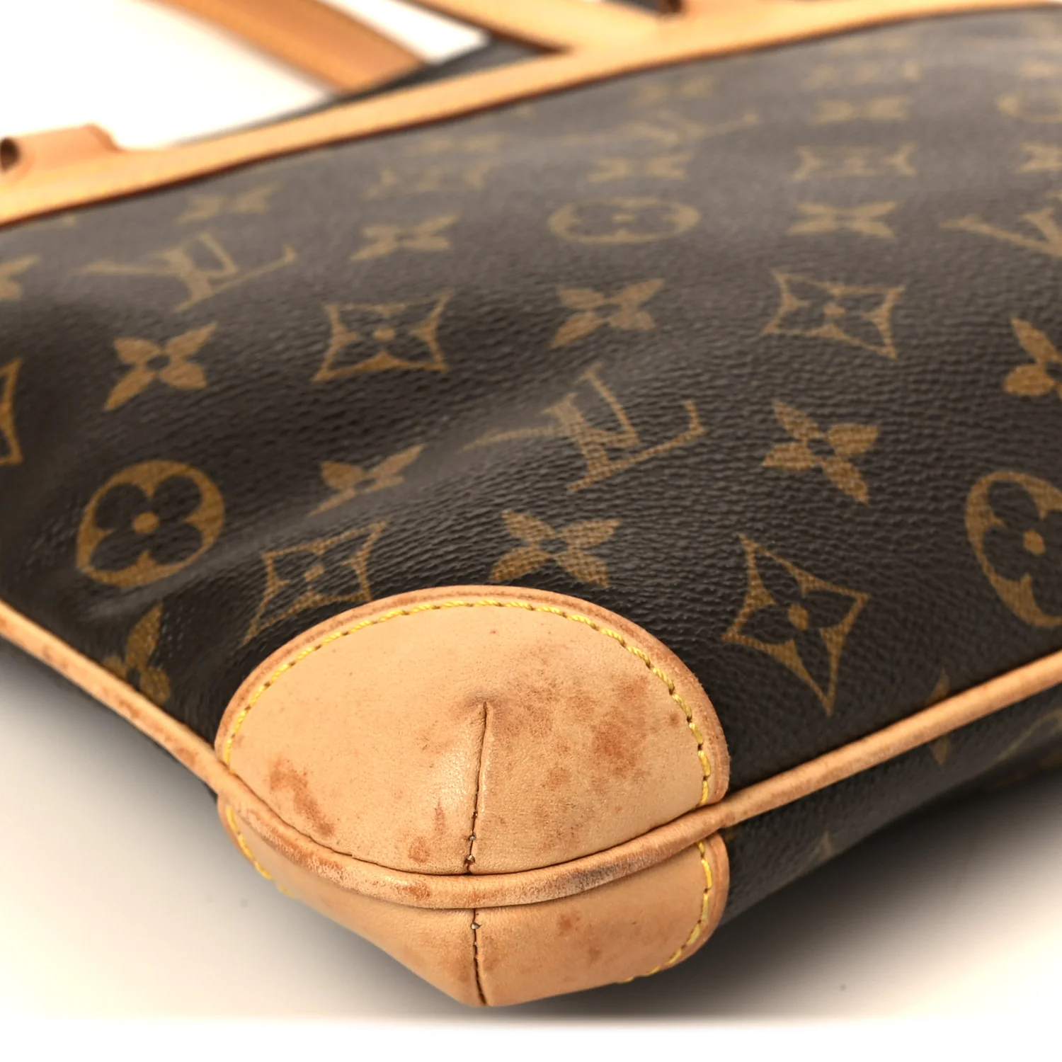 Monogram Sac Coussin GM - Image 8