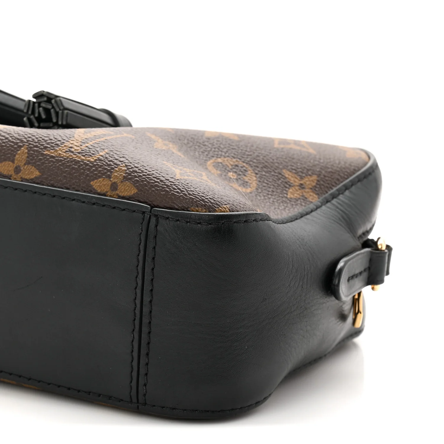 Monogram Saintonge Black - Image 19