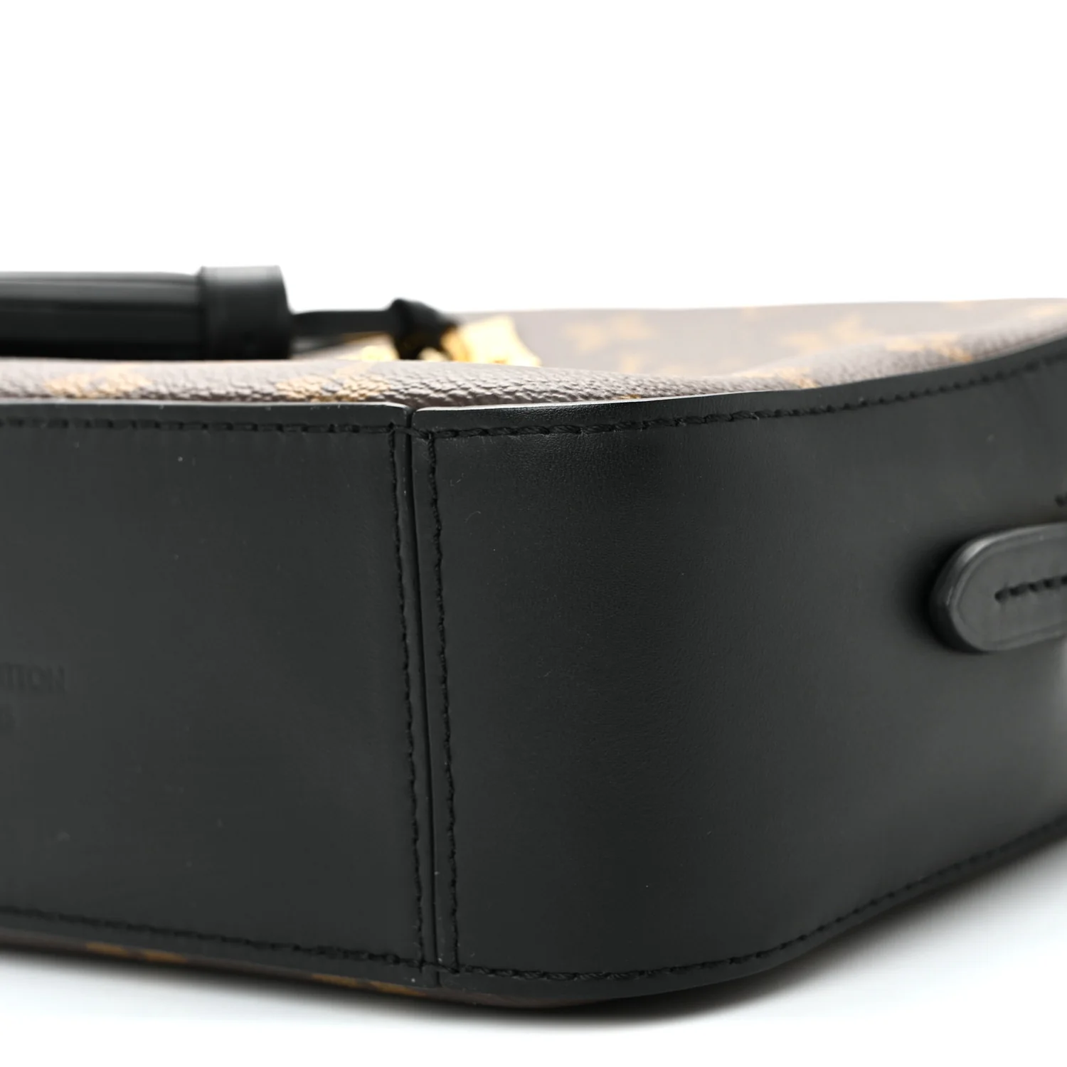 Monogram Saintonge Black - Image 9