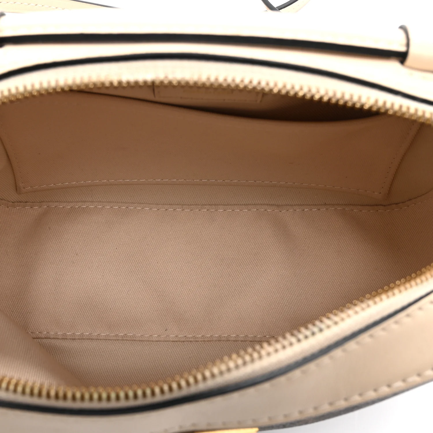 Monogram Saintonge Creme - Image 5