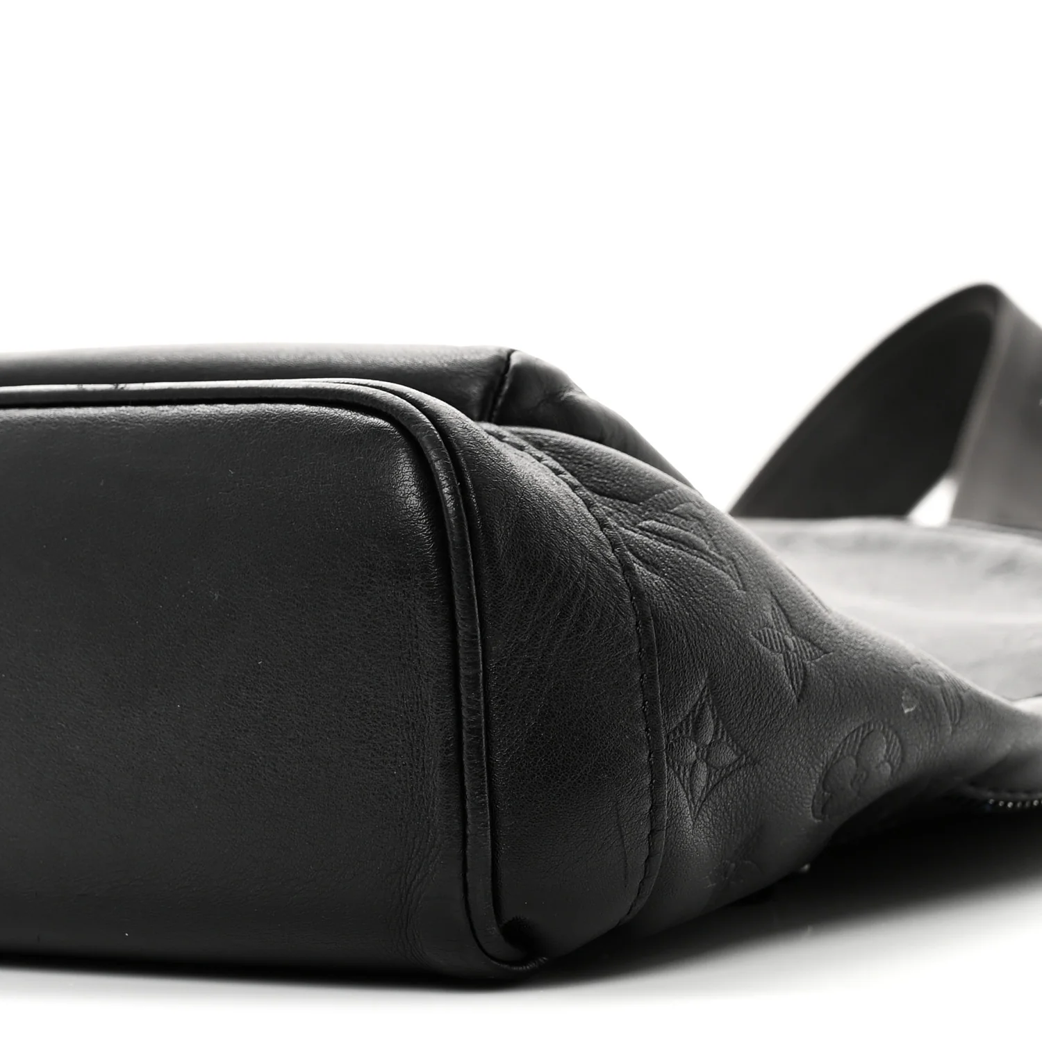 Monogram Shadow Racer Slingbag Black - Image 9