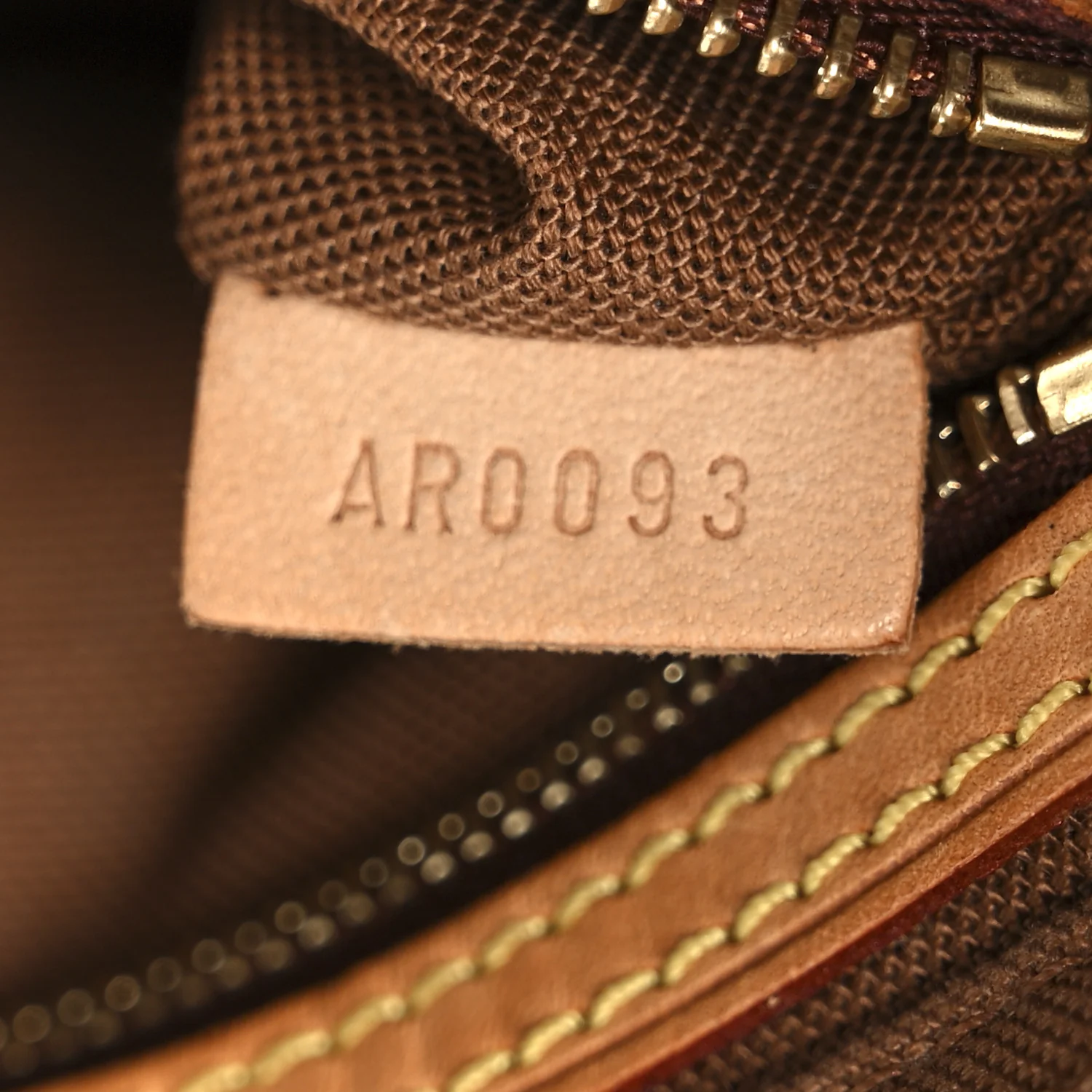 Monogram Trotteur - Image 7