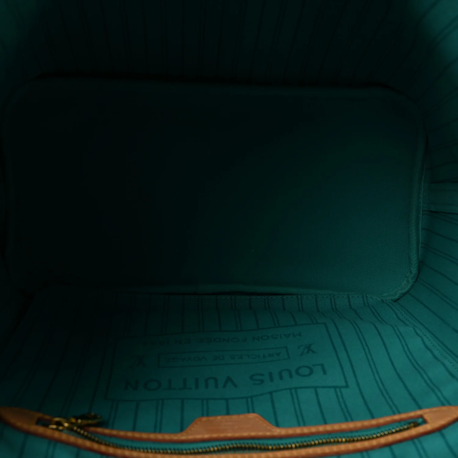 Monogram V Neverfull MM Turquoise - Image 5