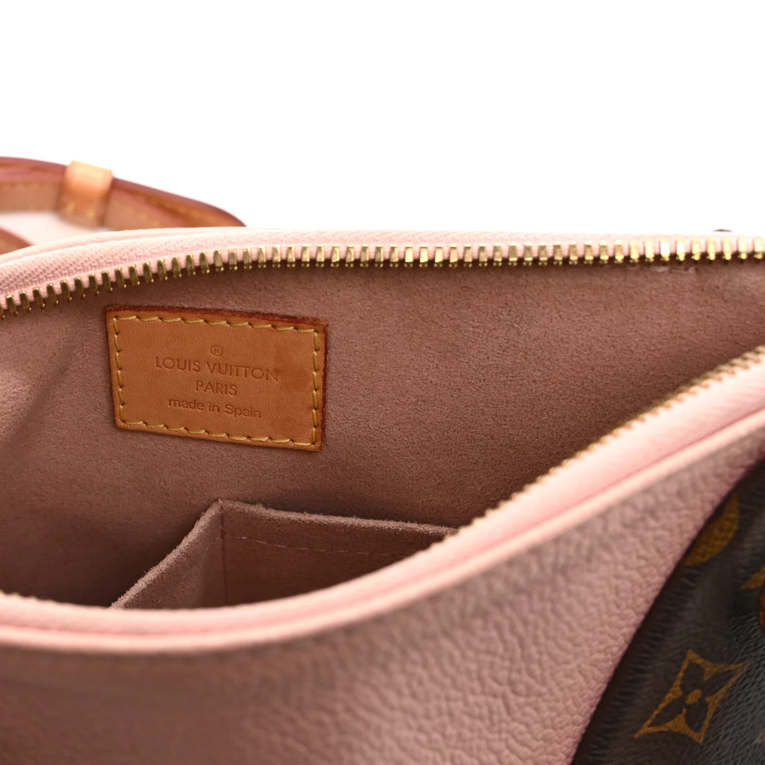 Monogram V Tote BB Rose Poudre - Image 6