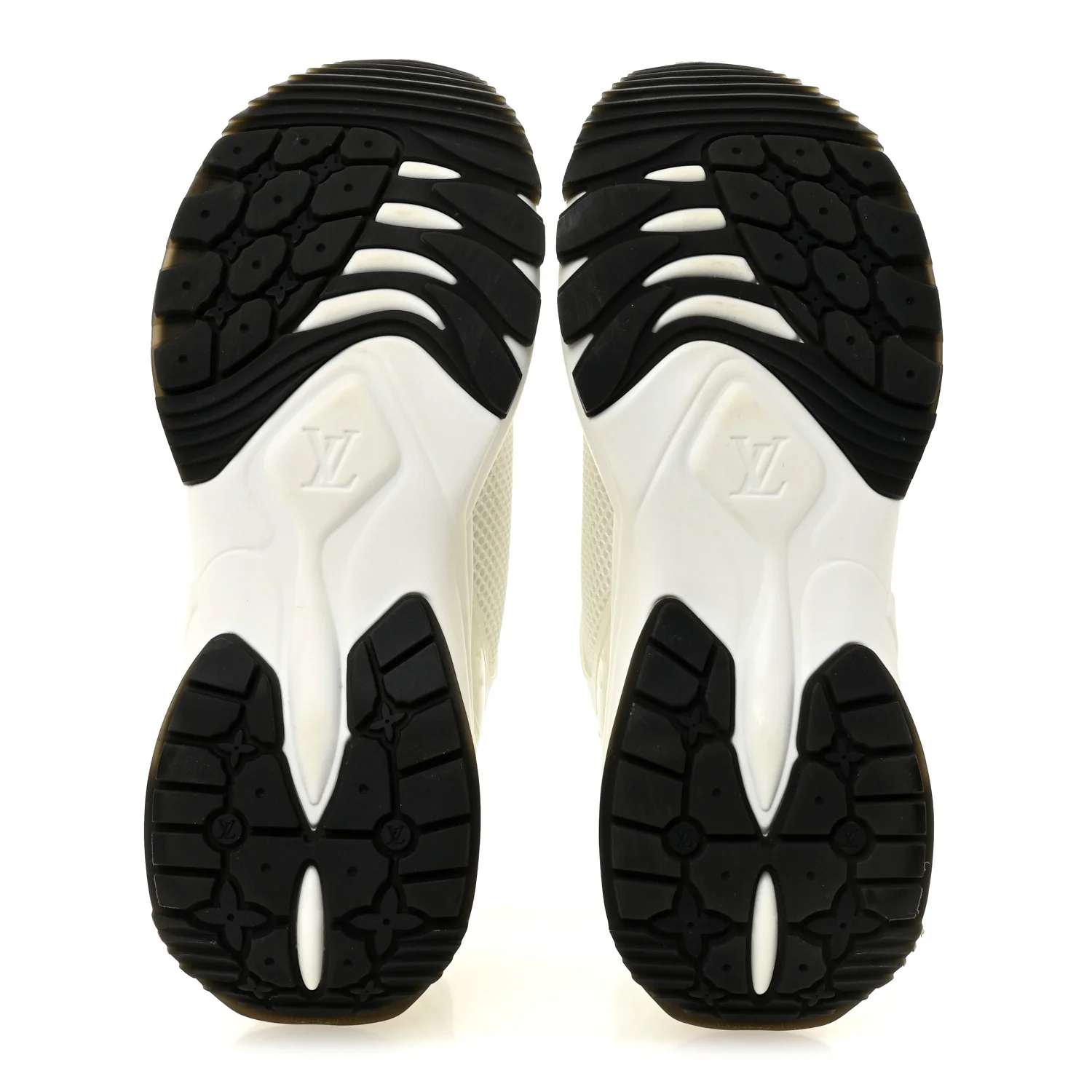 Patent Calfskin Technical Mesh Monogram Run 55 Sneakers 37 Bleu Clair - Image 6