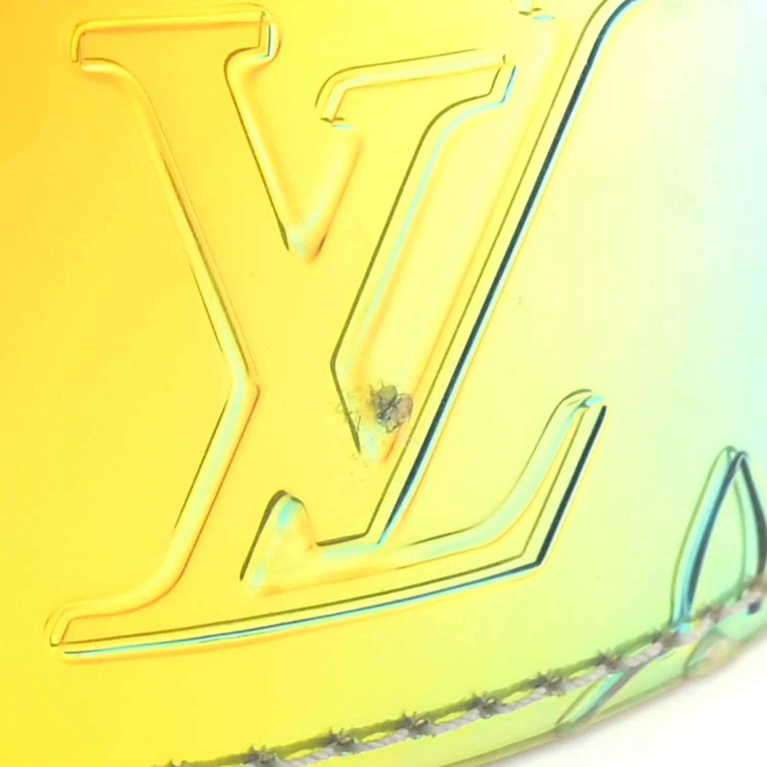 PVC Monogram 40mm LV Initiales Reversible Belt 85 34 Iridescent Prism - Image 7